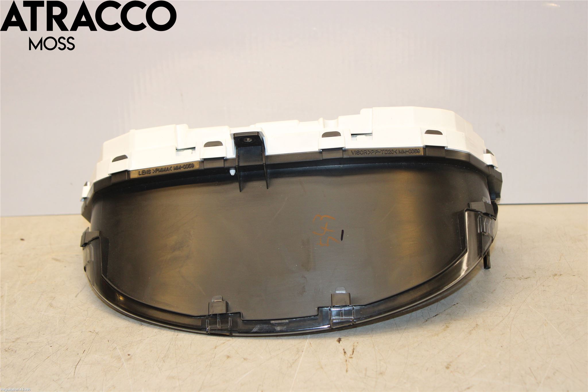 Mitsubishi OUTLANDER 13-21 Instrument Komb