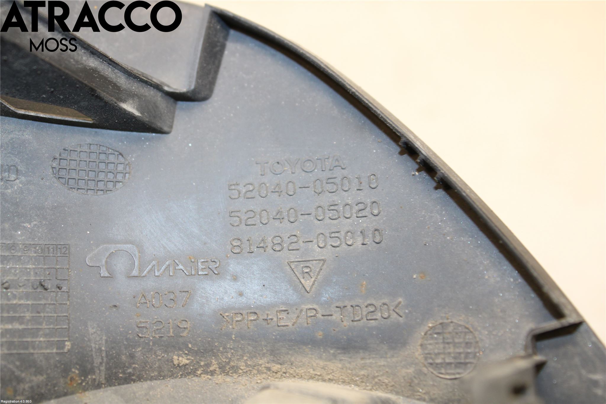 Toyota AVENSIS 09-15 Dimljussarg Fram