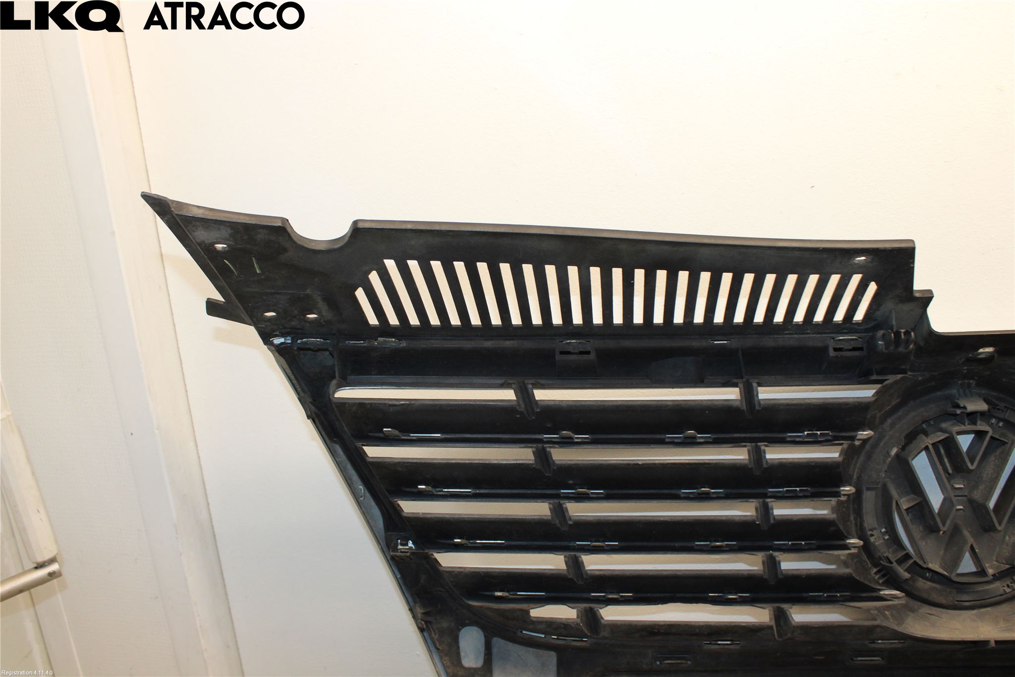 Volkswagen VW PASSAT 05-11 Grill Komp