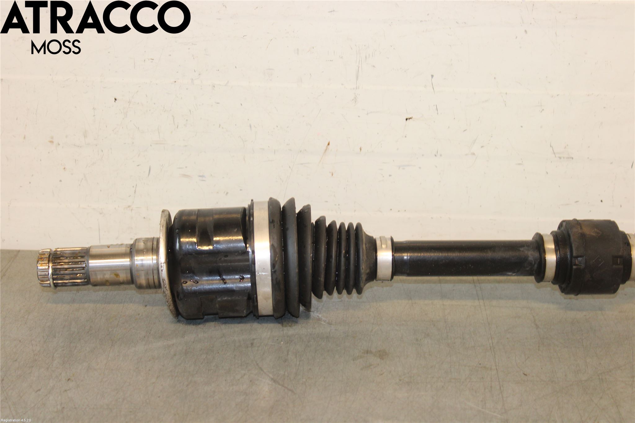 Toyota YARIS XP21 20- Drivaxel Fram Höger