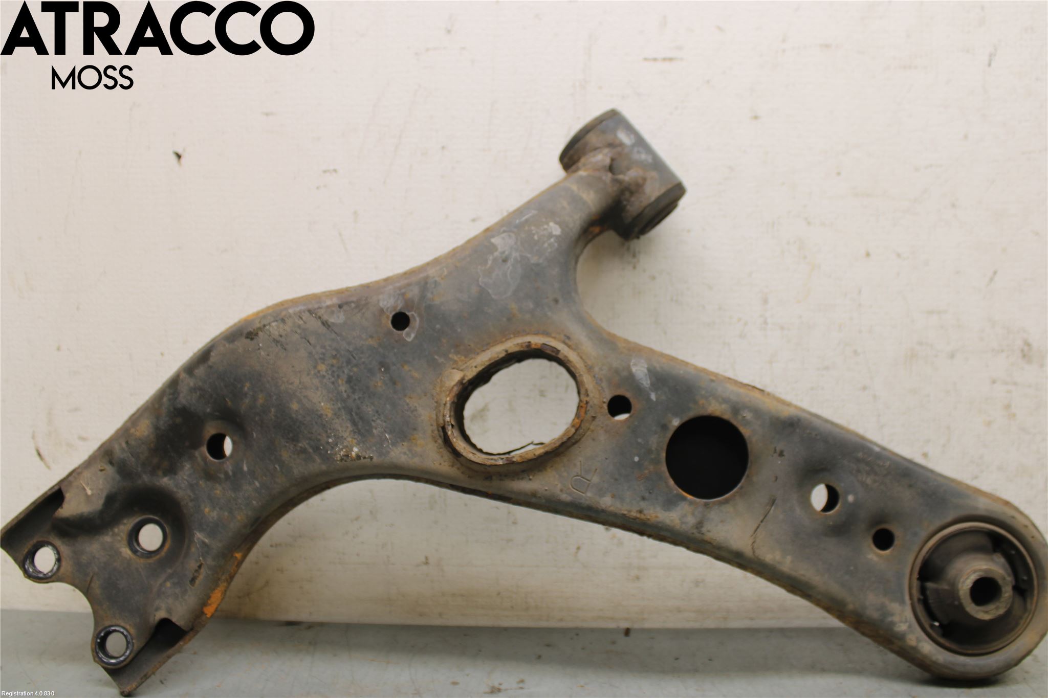 Toyota RAV4 13-18 Bärarm Fram Övre Hö