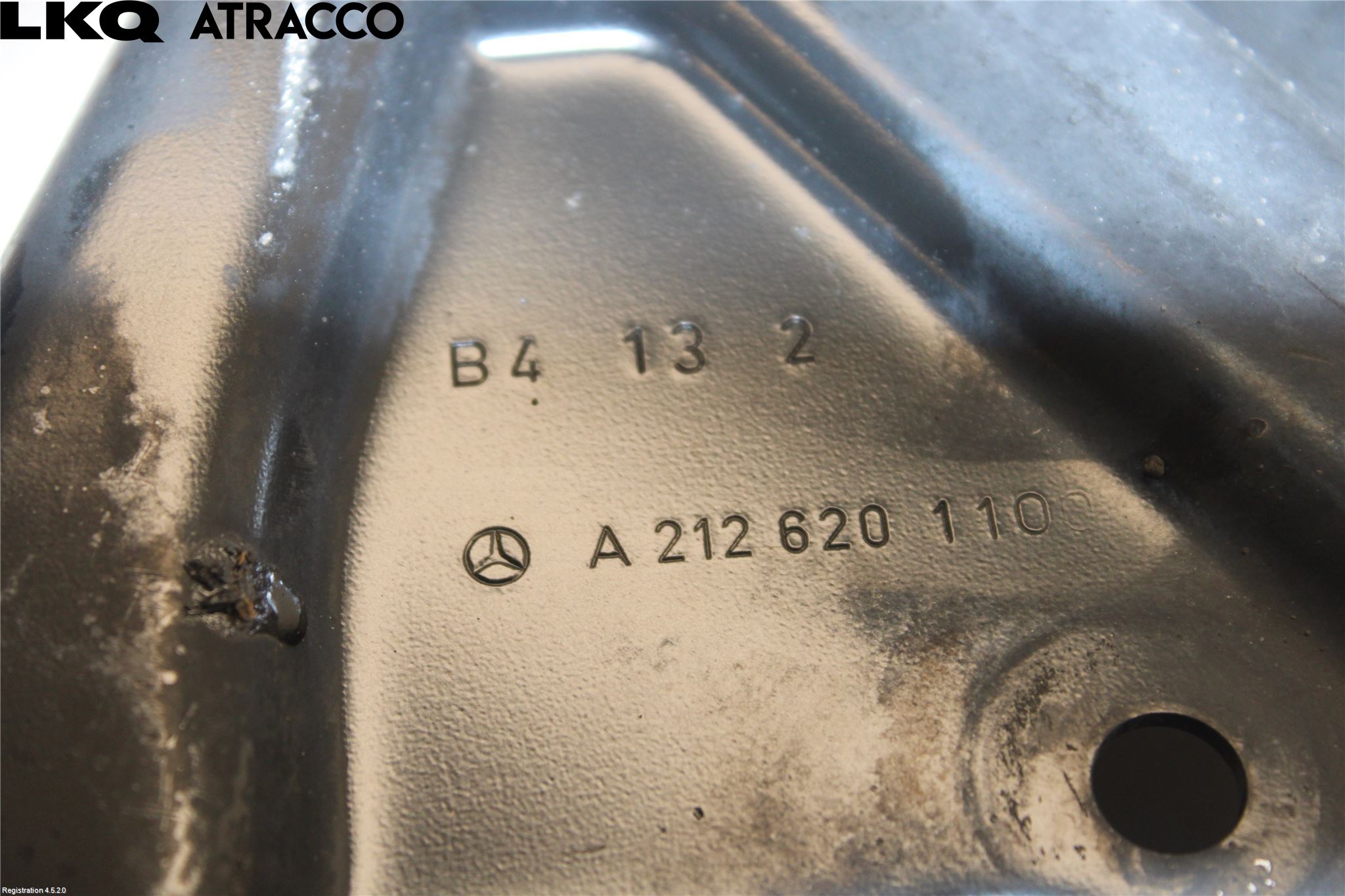 Mercedes-Benz MB E-KLASS (W212) 09-16 Frontplåt Övre