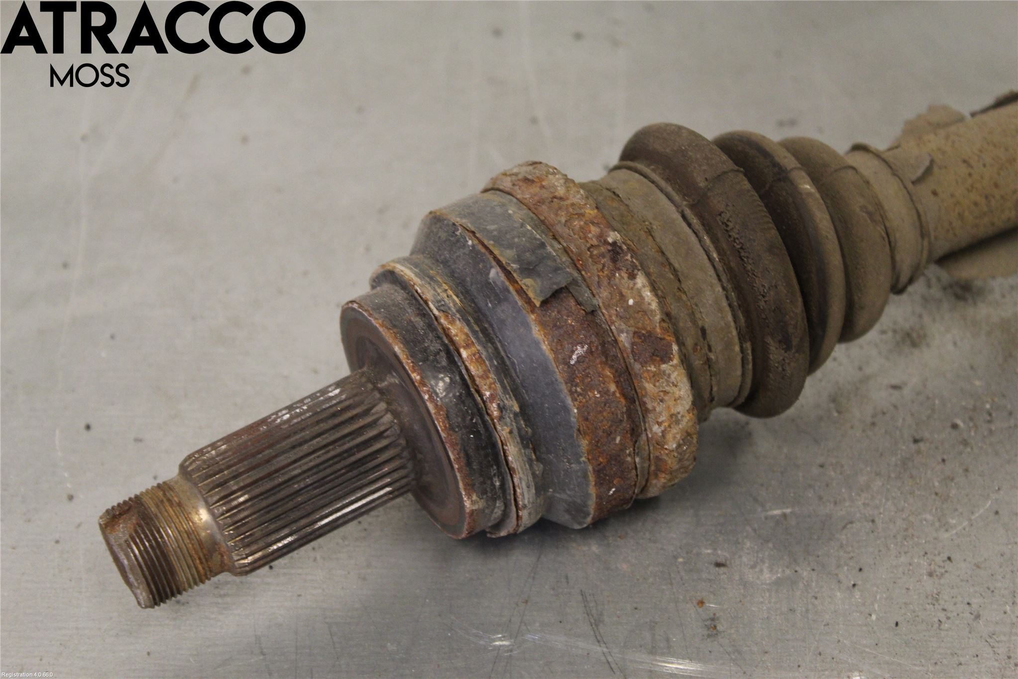 BMW 5 F10/F11/F18 09-17 Drivaxel Bak Höger