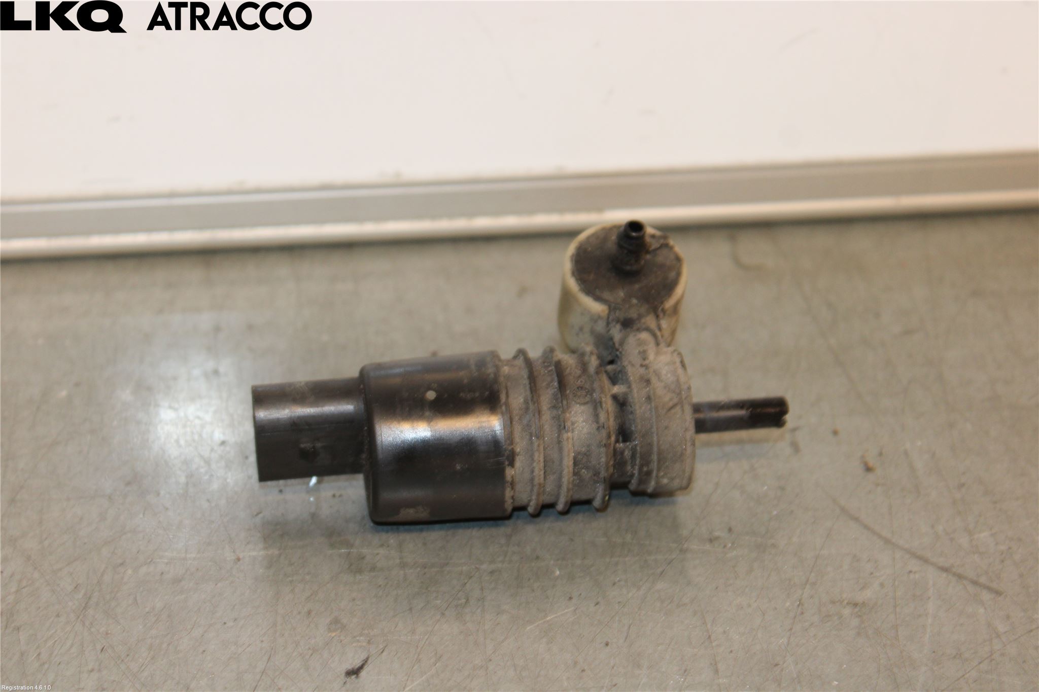 Skoda SUPERB 09-15 Spolarpump Vindruta