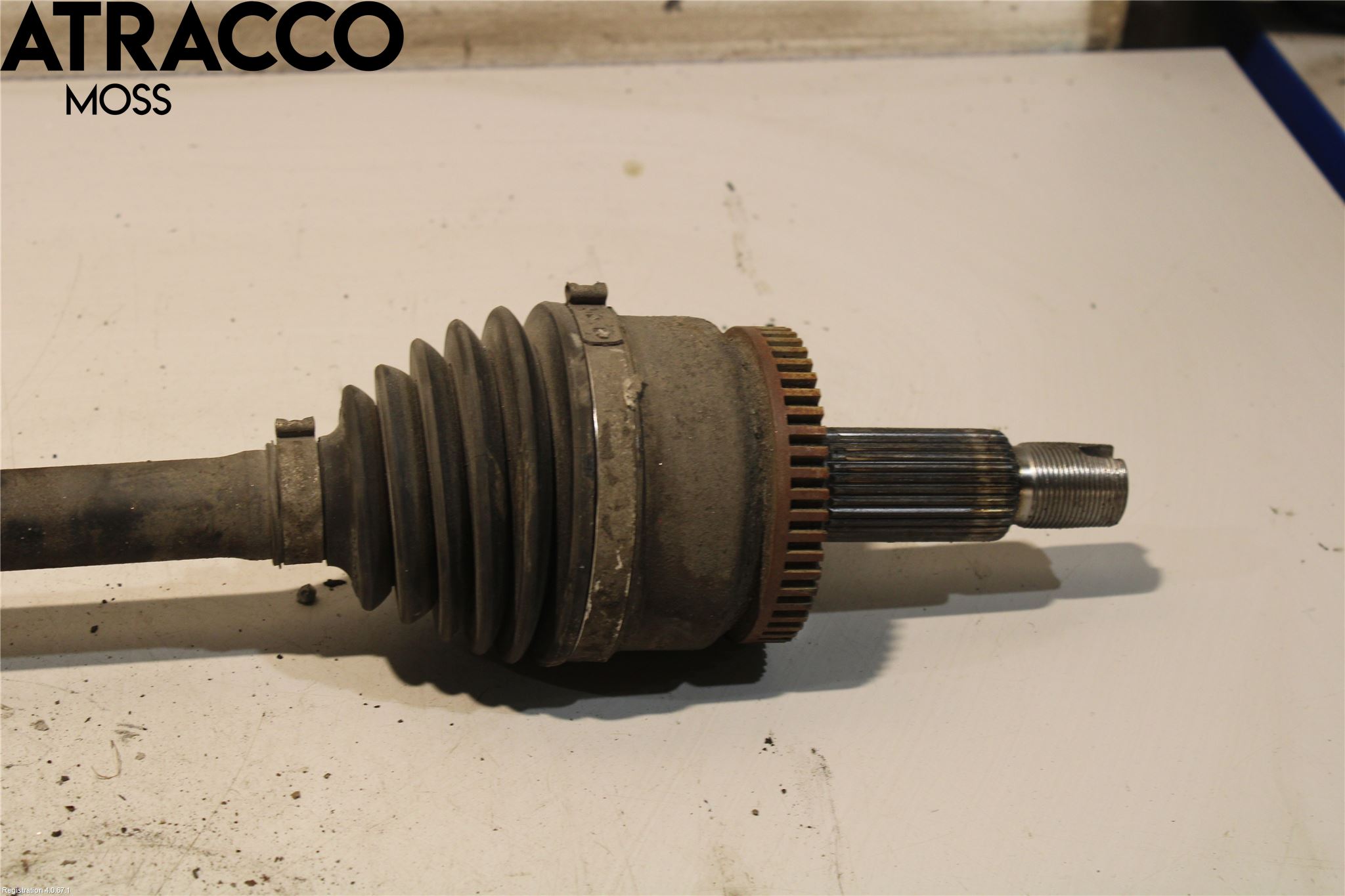 Kia SPORTAGE (QL) 16-21 Drivaxel Fram Vänster
