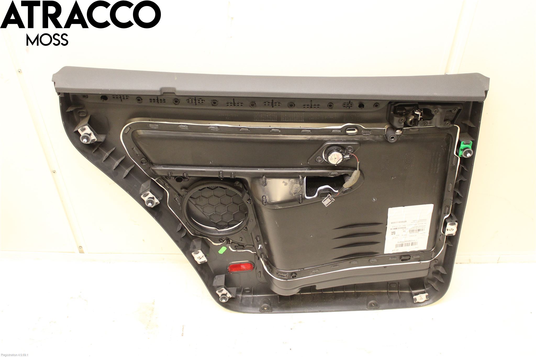 Volkswagen VW TOURAN 10-15 Dörrklädsel Hö
