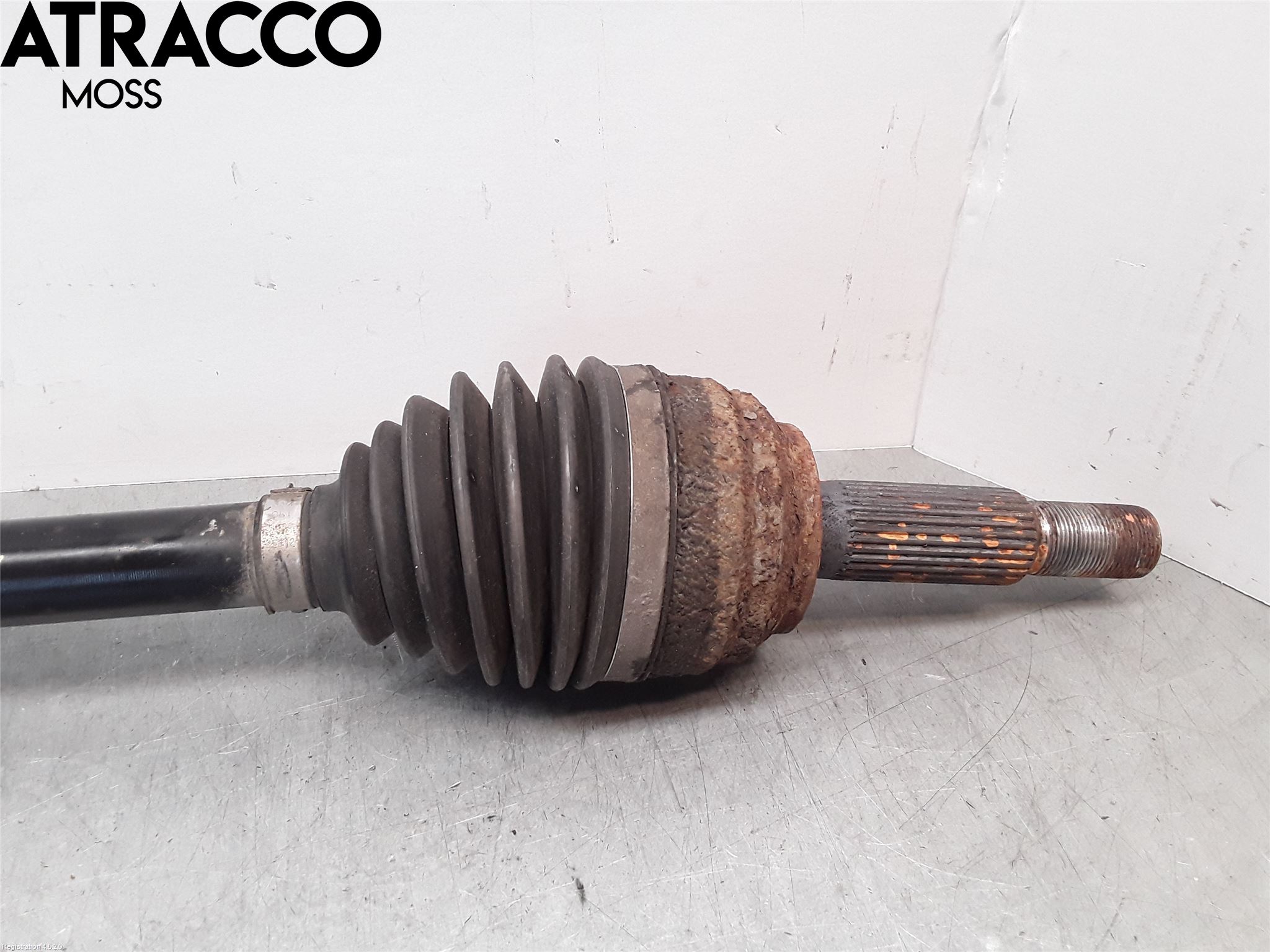 Tesla MODEL S 13- Drivaxel Fram Höger
