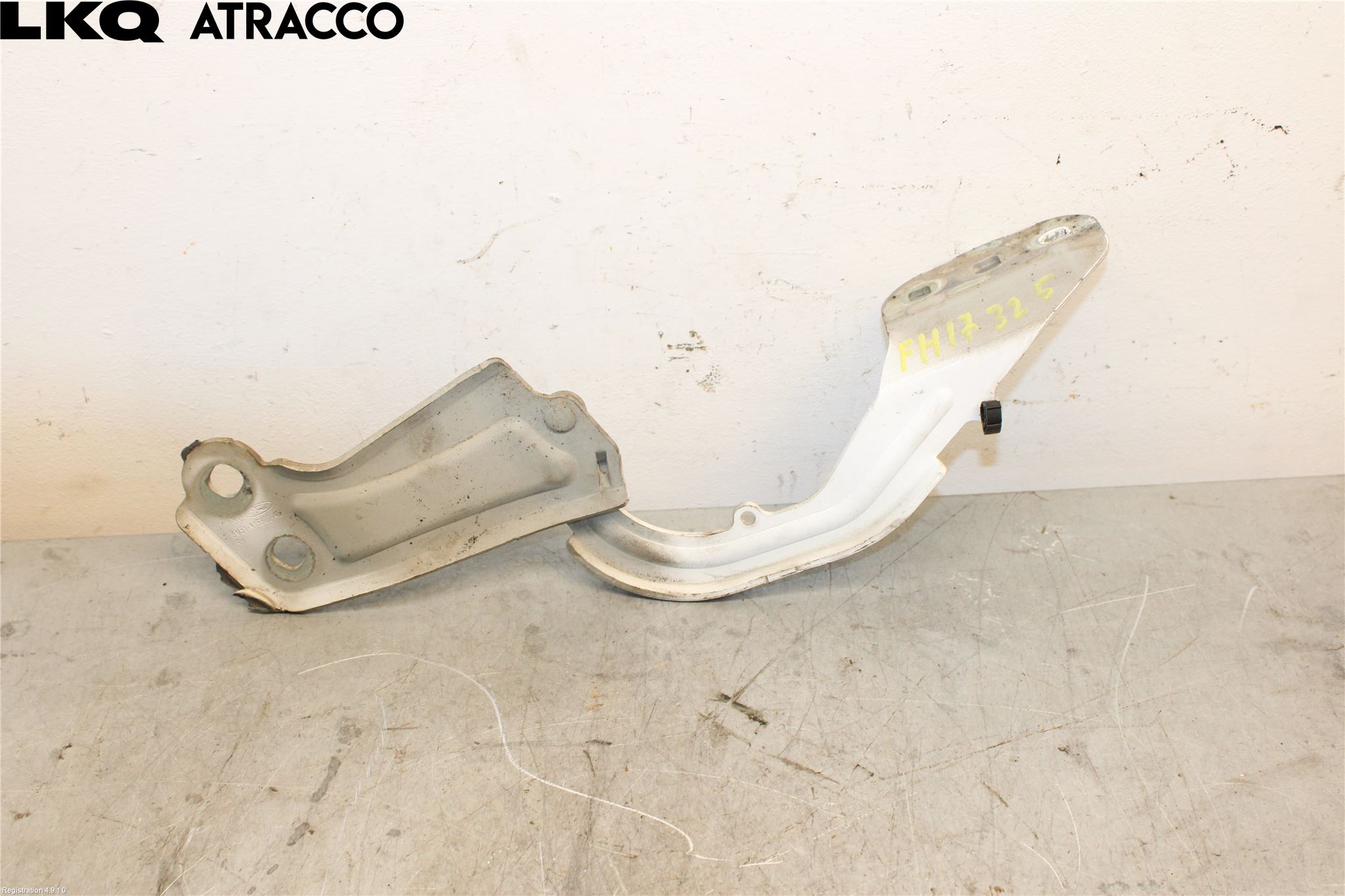 Ford FOCUS 15-18 Huvgångjärn