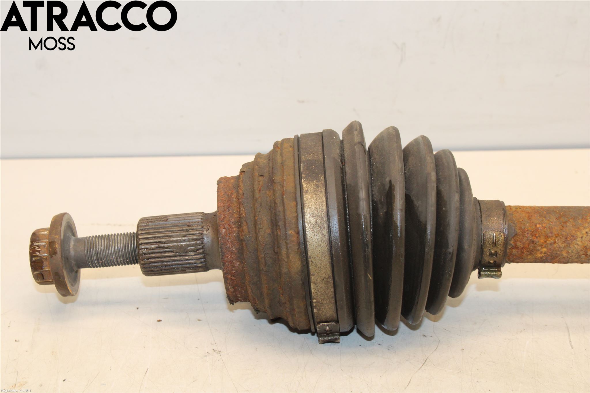 Volkswagen VW GOLF VI 09-13 Drivaxel Fram Vänster