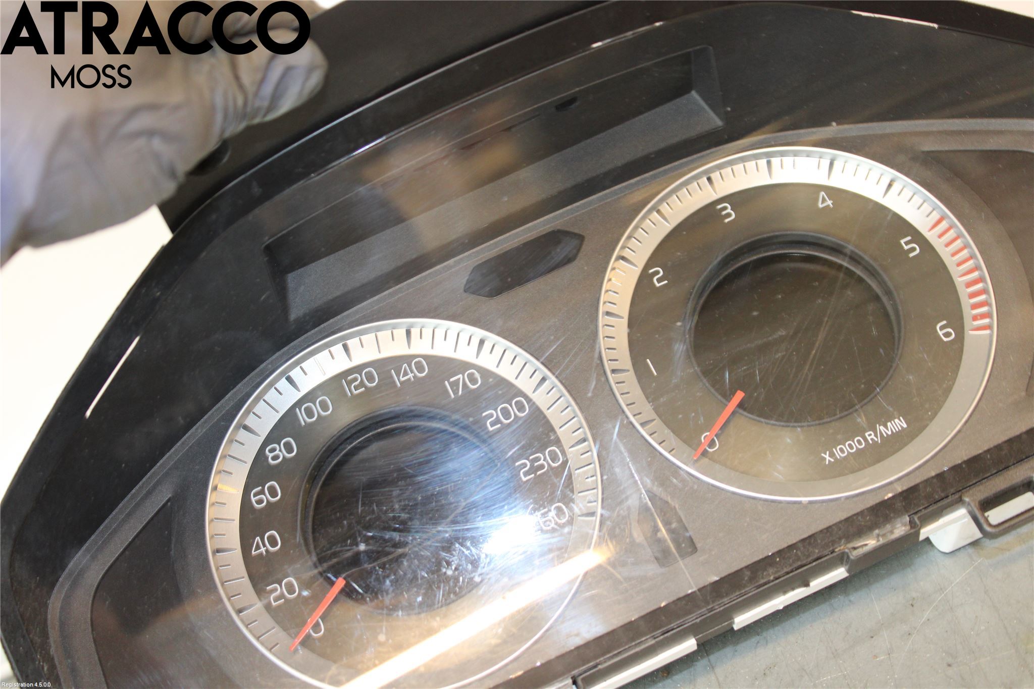 Volkswagen VW CADDY      04-10 Instrument Komb