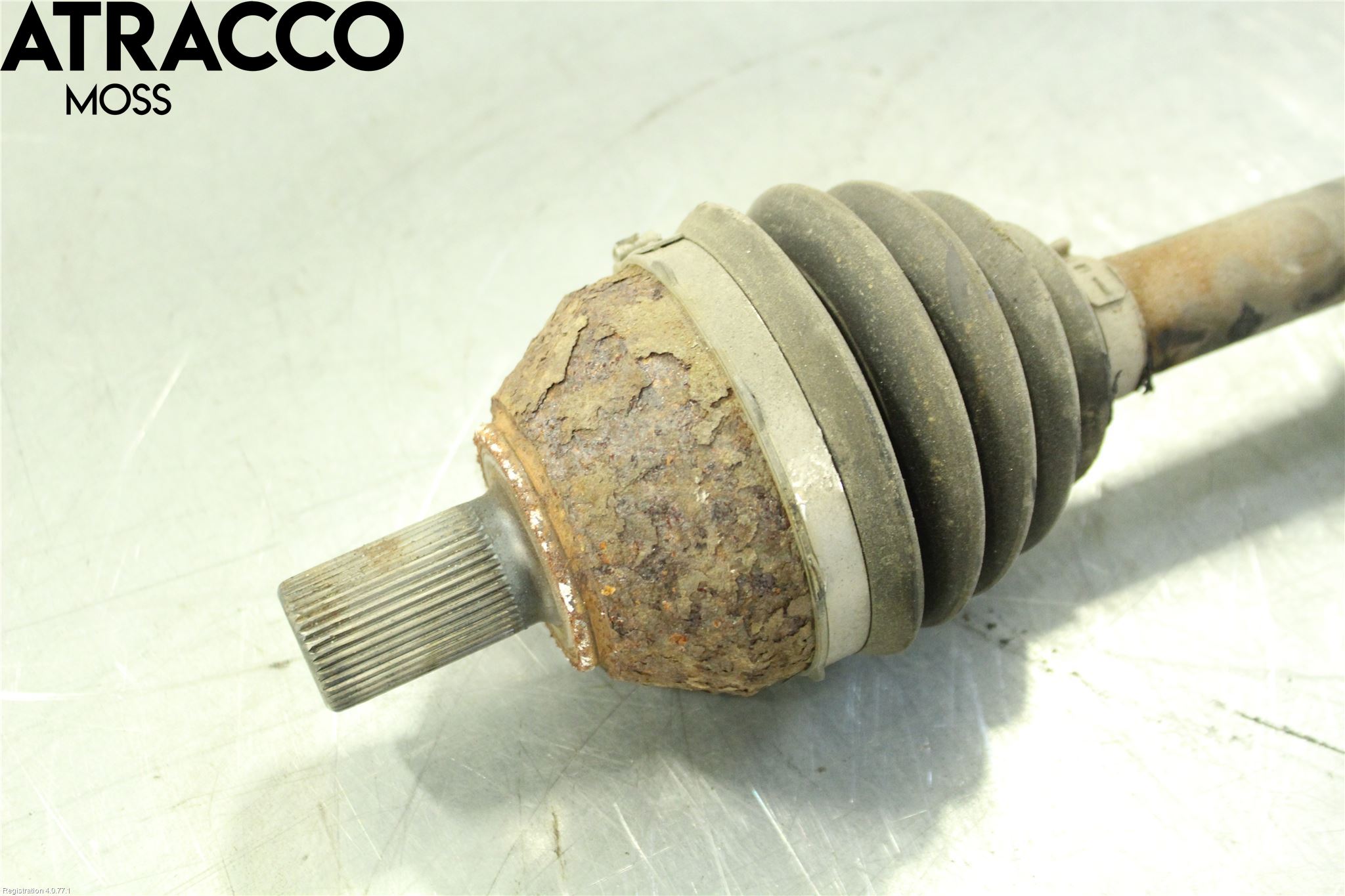 Volvo XC60 14-17 Drivaxel Fram Vänster