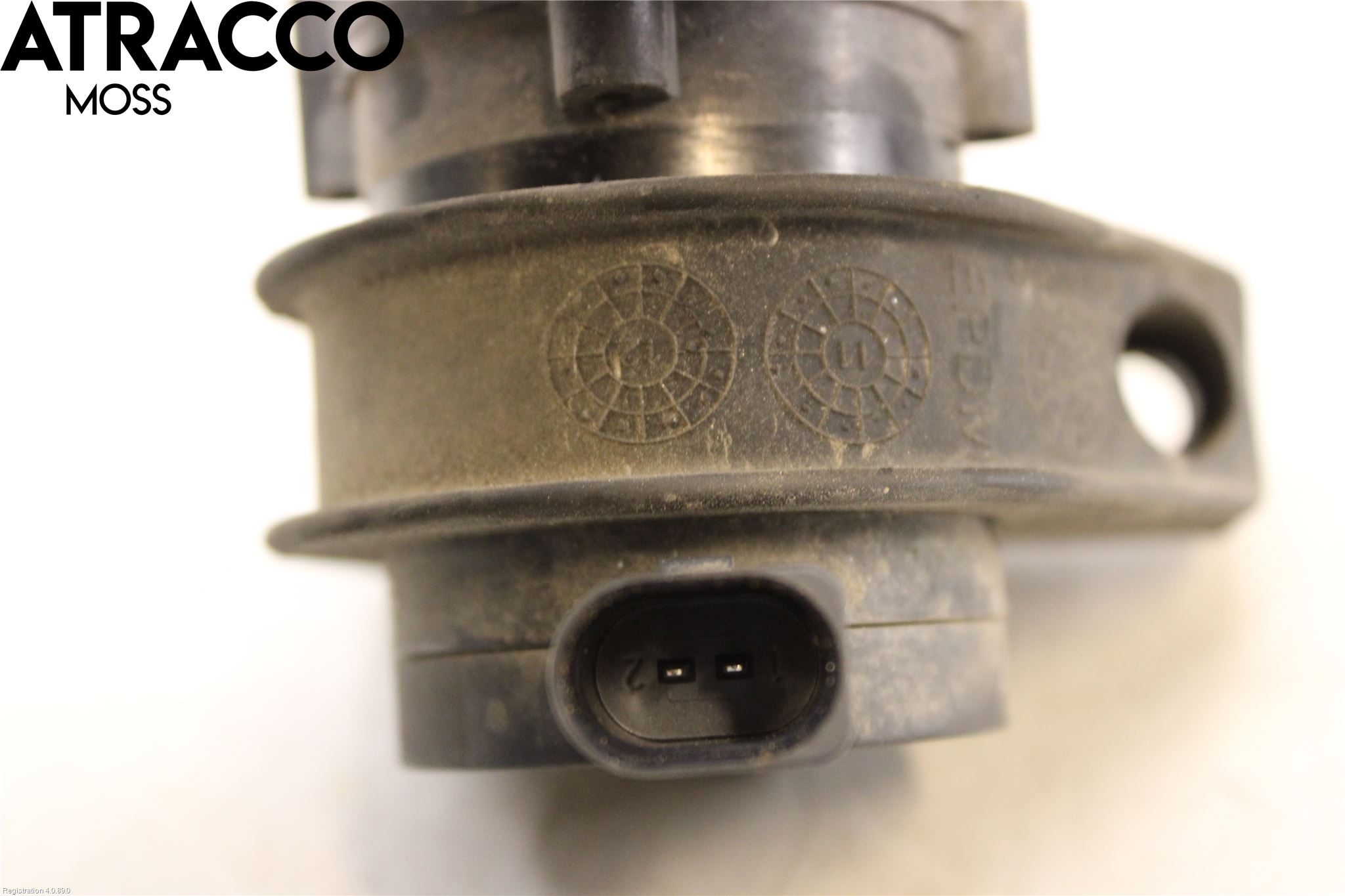 Volkswagen VW CADDY 11-15 Vattenpump
