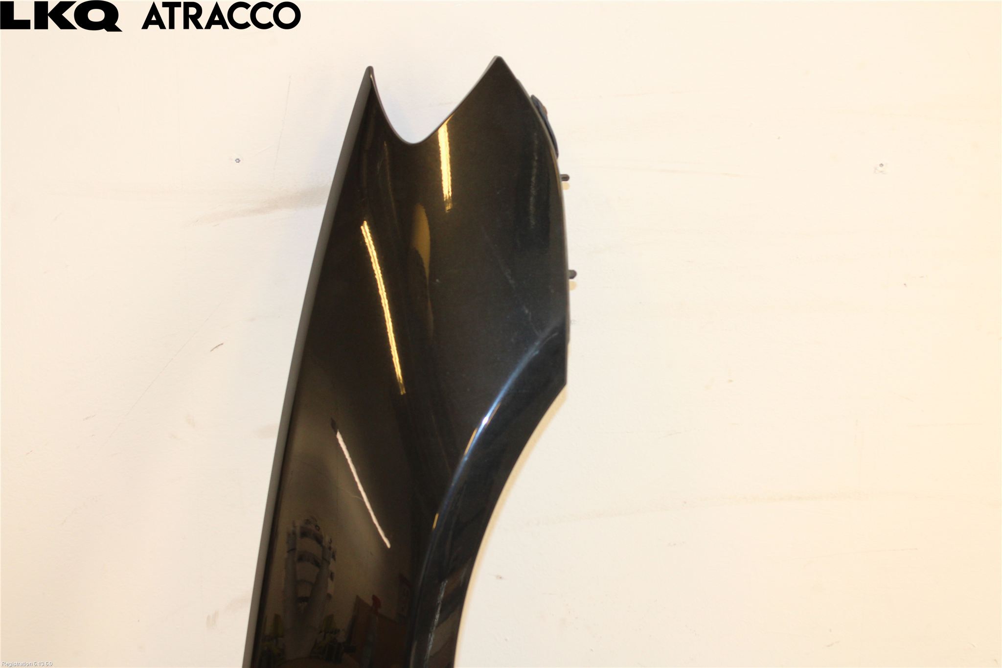 BMW 6 F12/F13 10-18 Skärm Fram Höger