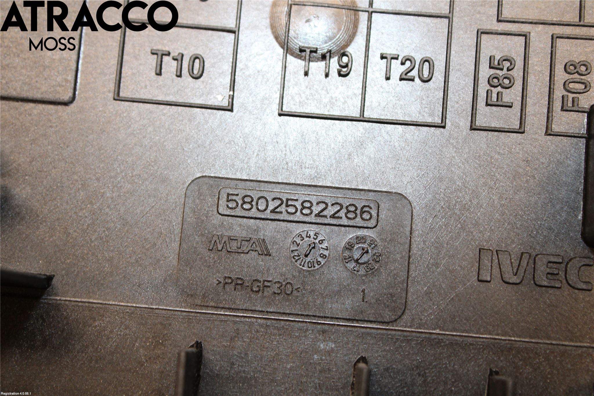 Iveco DAILY 14->> Säkringsdosa-Elcentral Lock