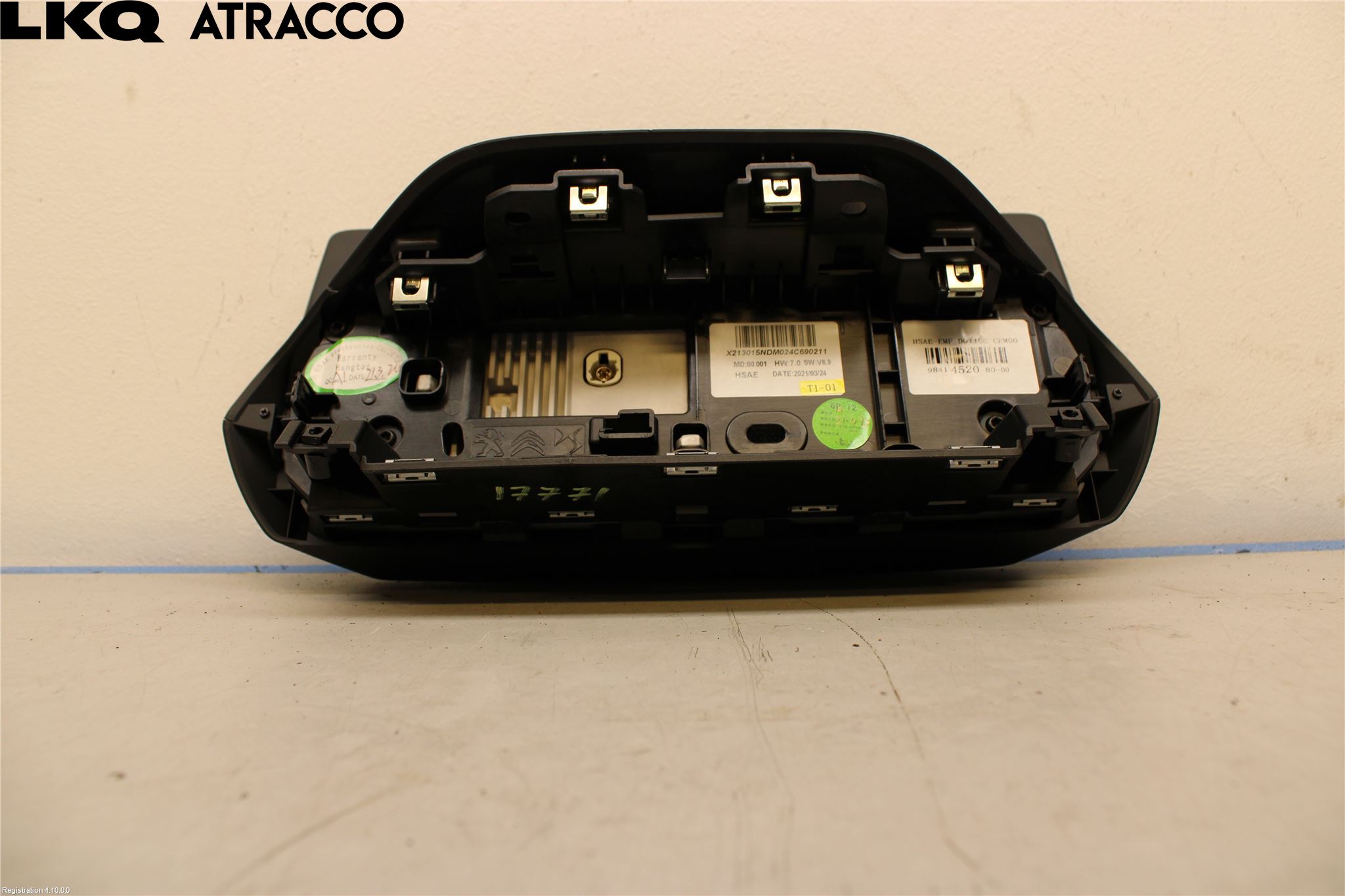 Peugeot 2008/E-2008 20- Multifunktionsdisplay