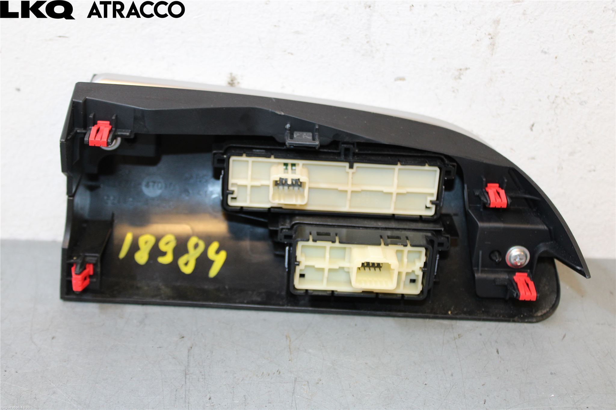 Toyota PRIUS (ZVW50) 16-21 Strömställare Övrigt