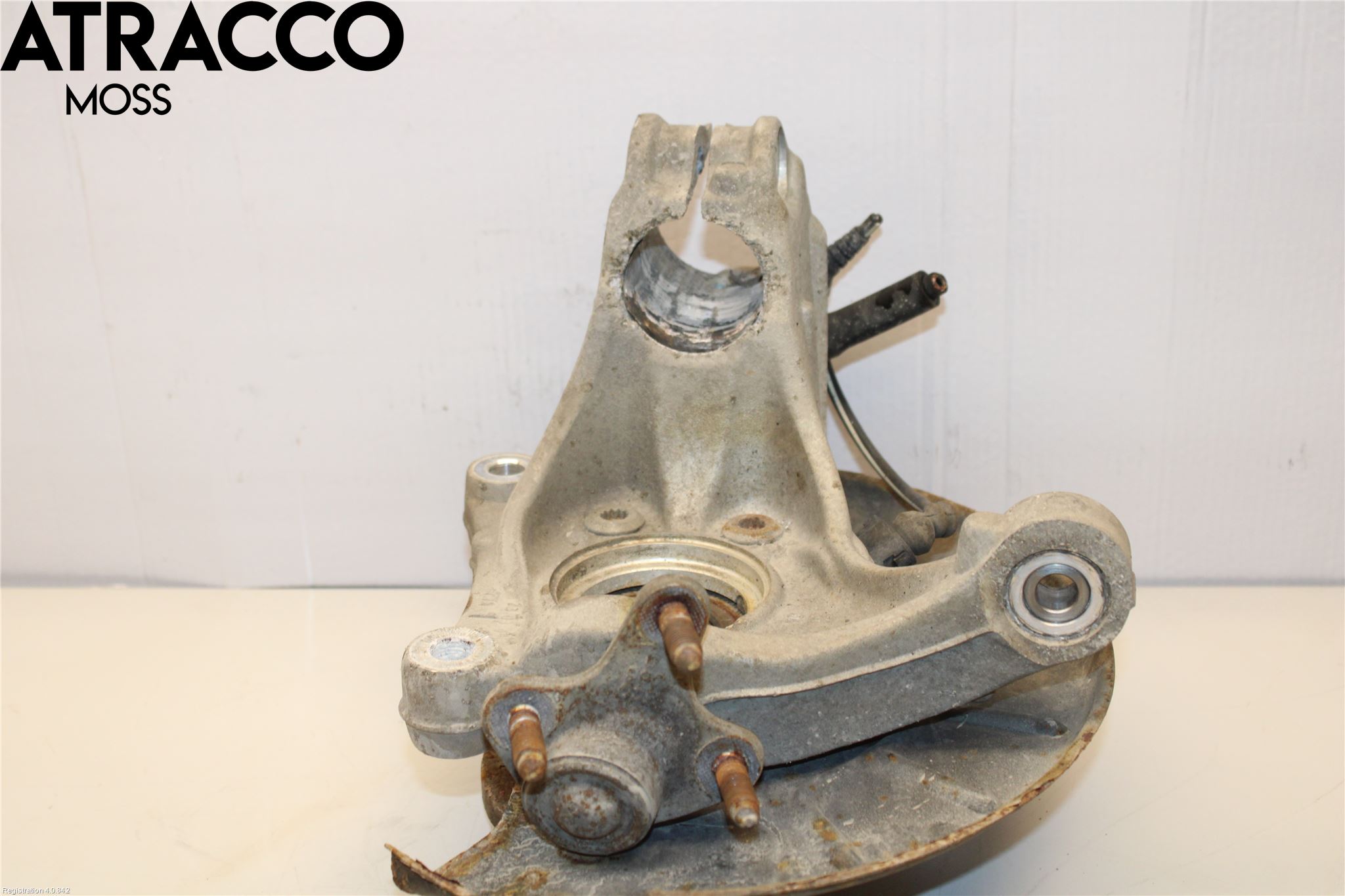 Volkswagen VW PASSAT 11-14 Styrspindel Lagerhus Hö