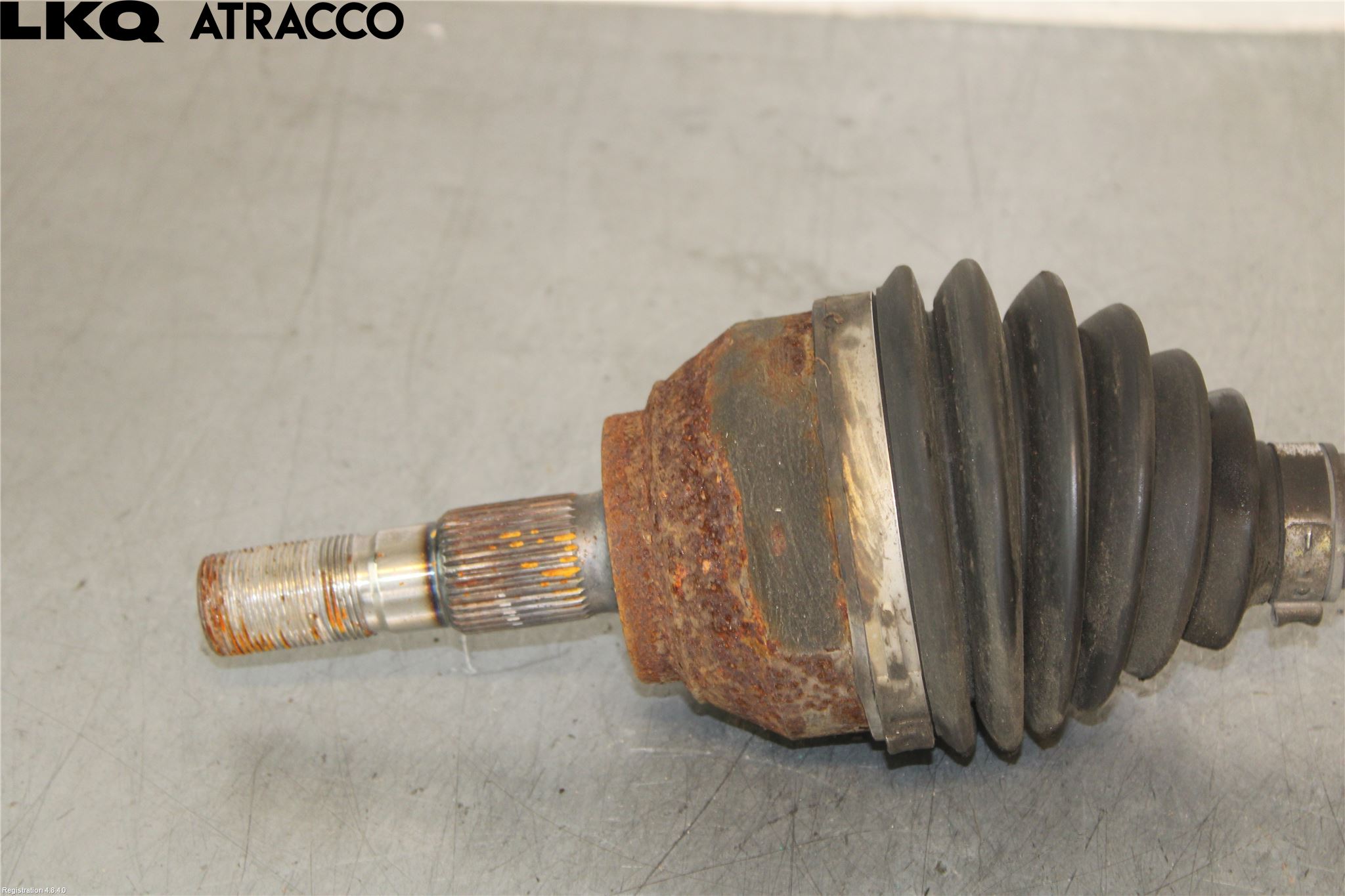 MG ZS EV 20- Drivaxel Fram Höger
