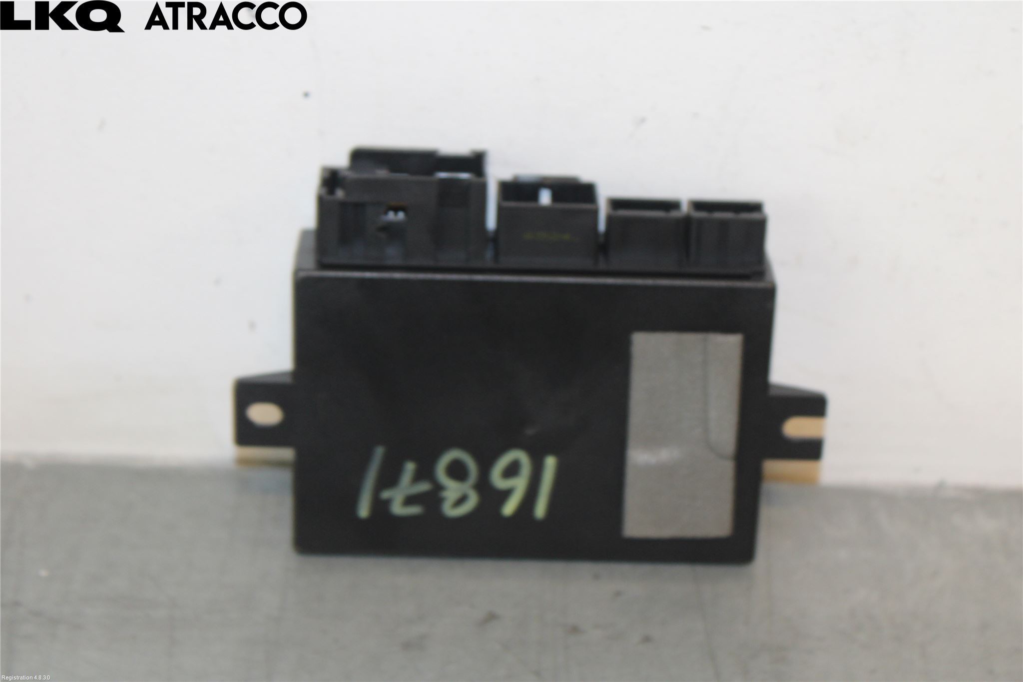 Volkswagen VW PASSAT 15-19 Styrenhet Dragkrok