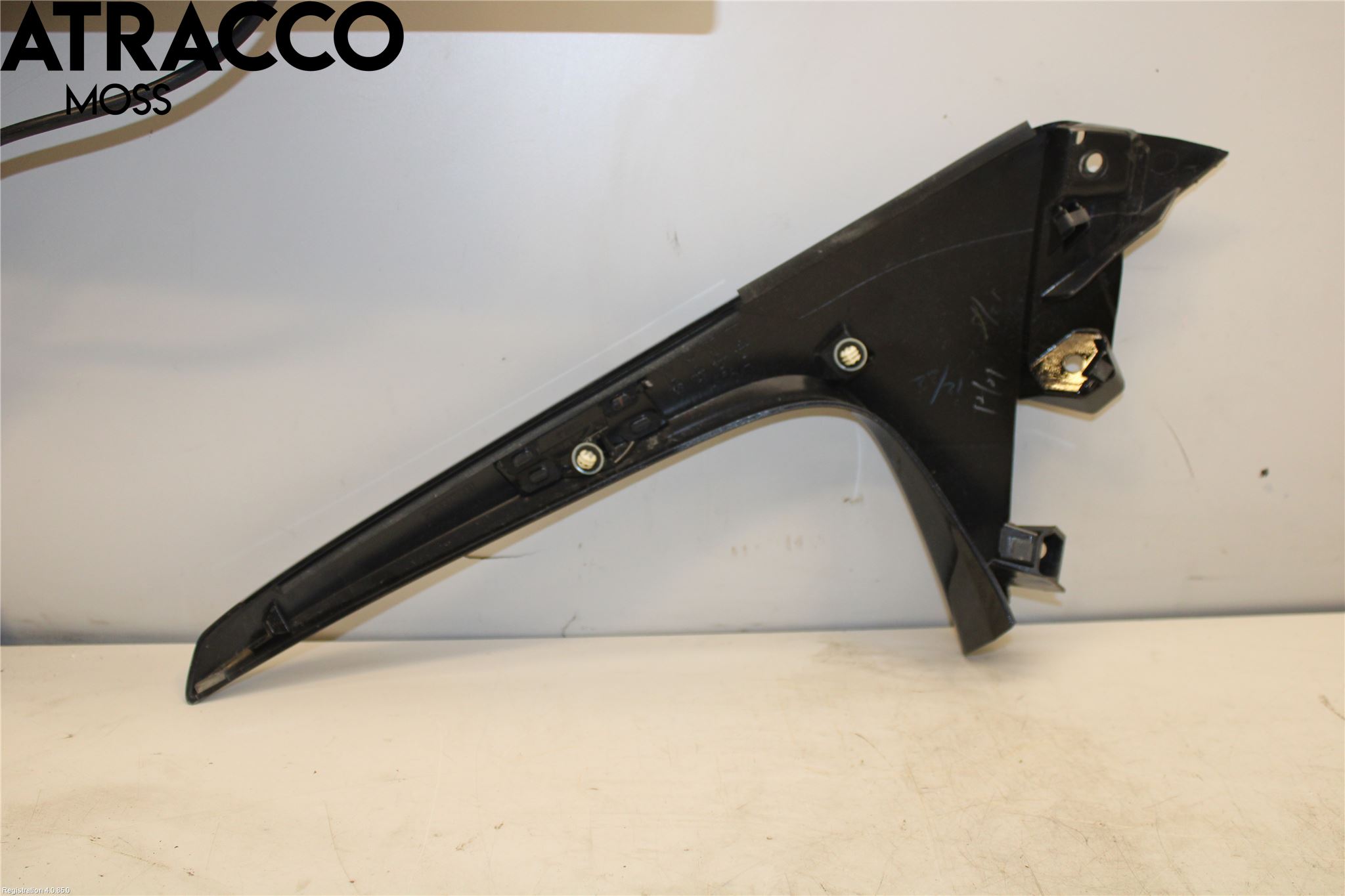 Lexus NX 300h 15-21 Spoiler Baklucka