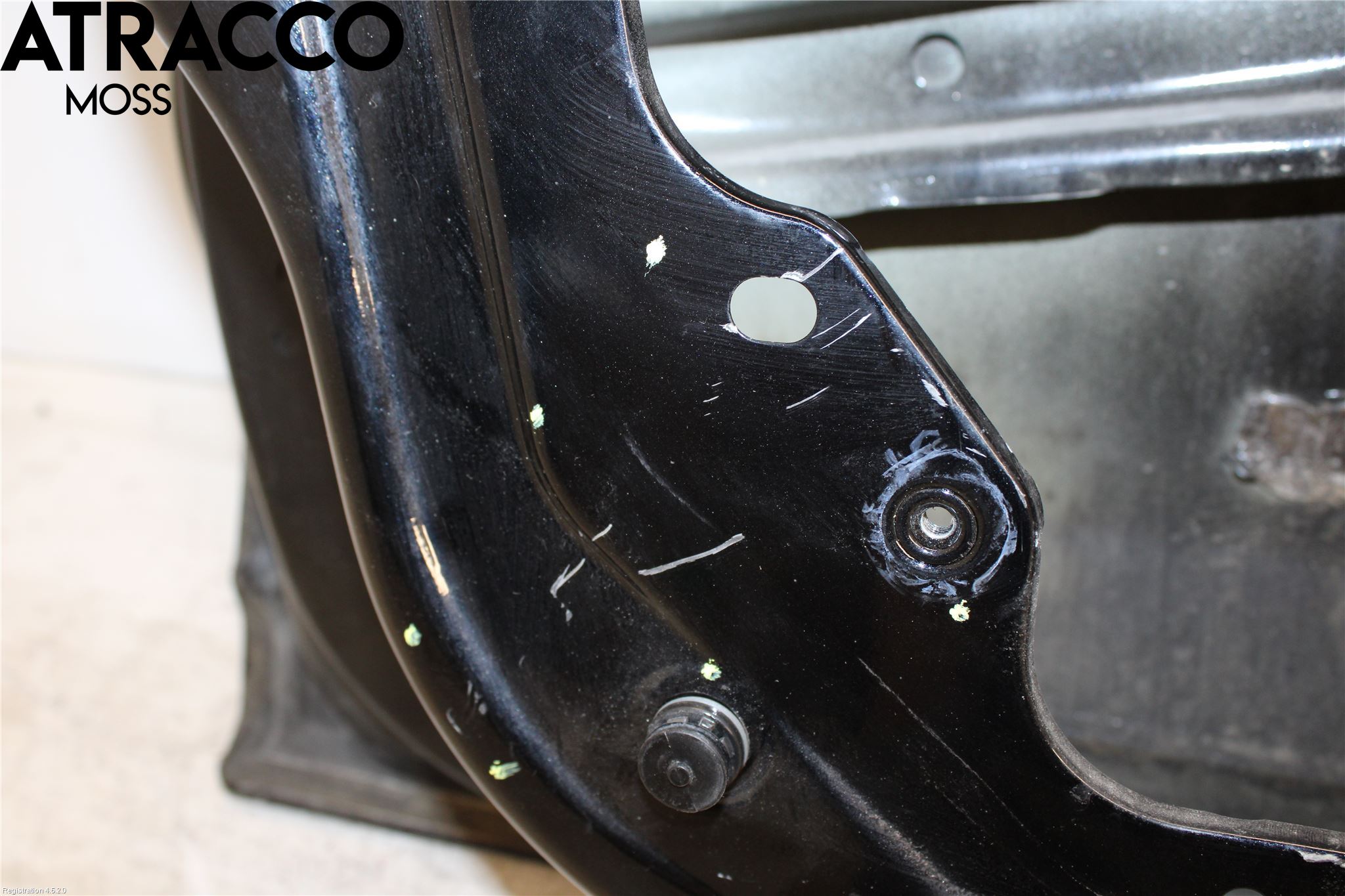 Ford KUGA 08-12 Dörr Fram Vänster