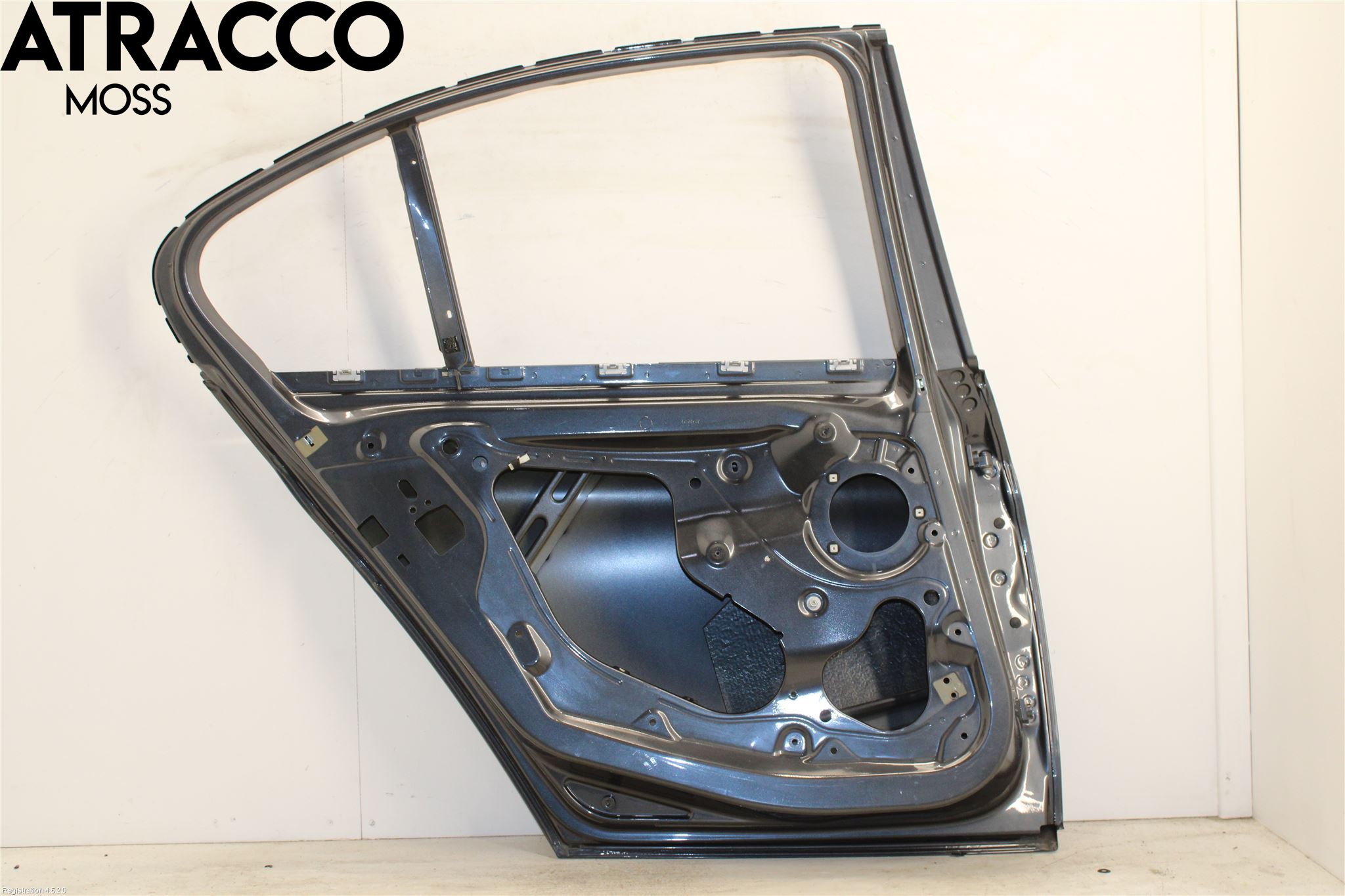 BMW 3 F30/F31/F80 12-19 Dörr Bak Vänster