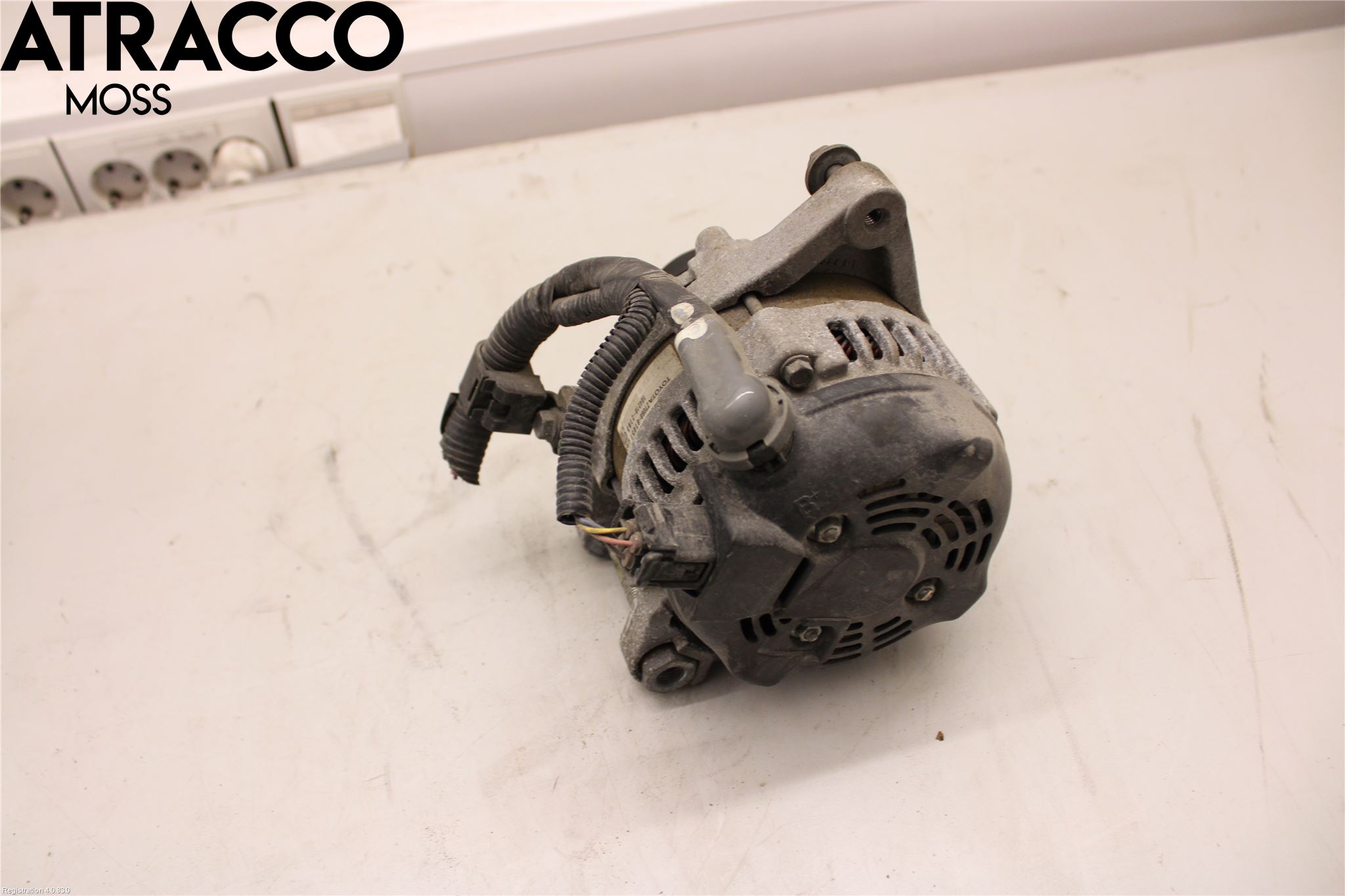 Toyota AVENSIS 09-15 Generator
