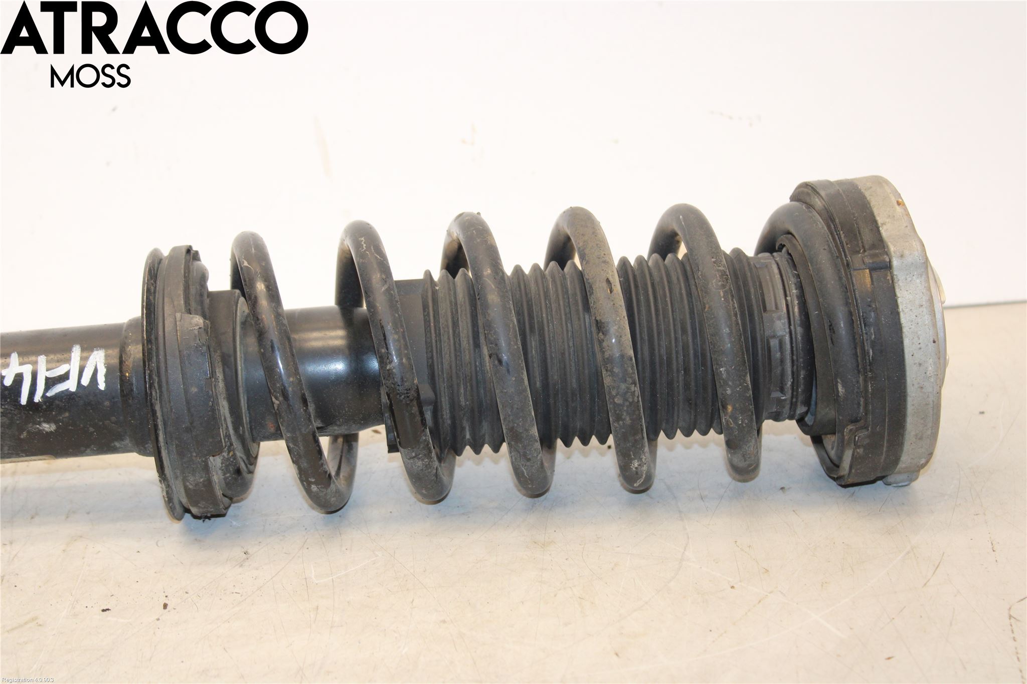 BMW 5 G30/G31/F90 17-23 Fjäderben Fram Vänster