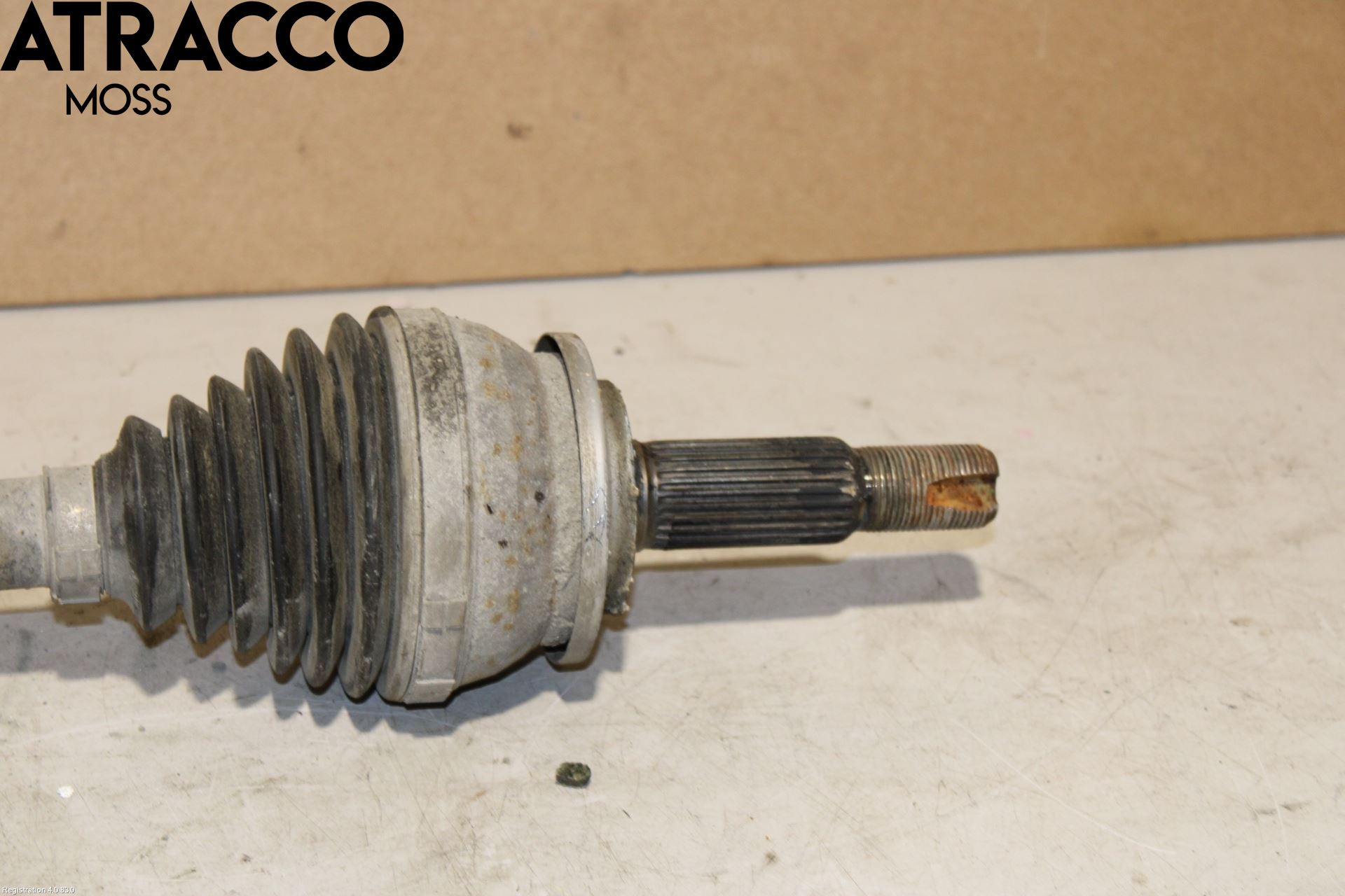 Lexus CT 200h Drivaxel Fram Vänster