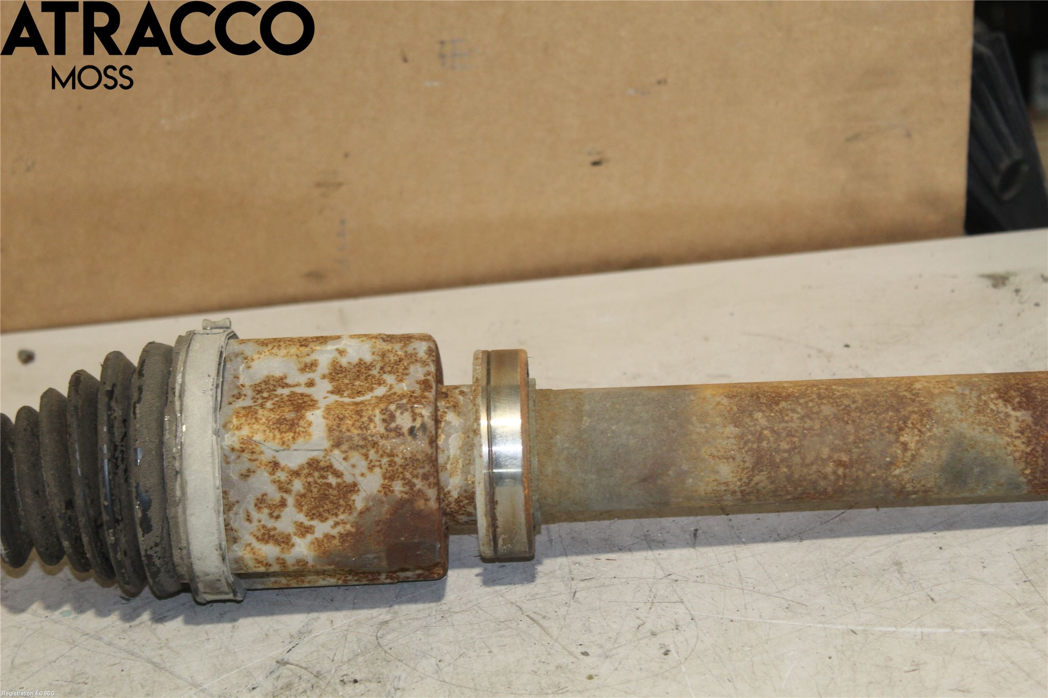 Volvo V60 11-13 Drivaxel Fram Höger