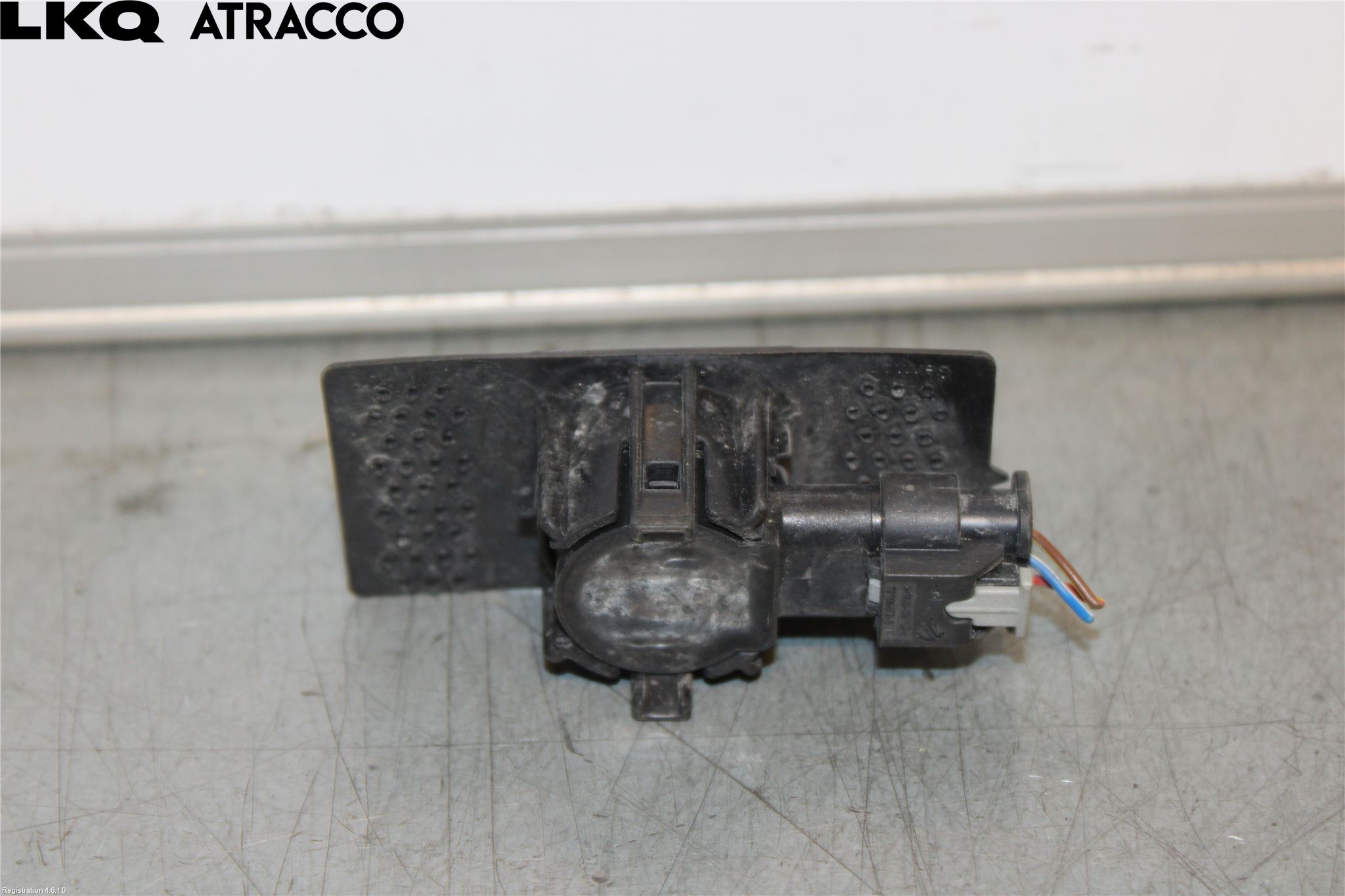 Volkswagen VW GOLF / E-GOLF VII 13-20 Parkeringshjälp Backsensor
