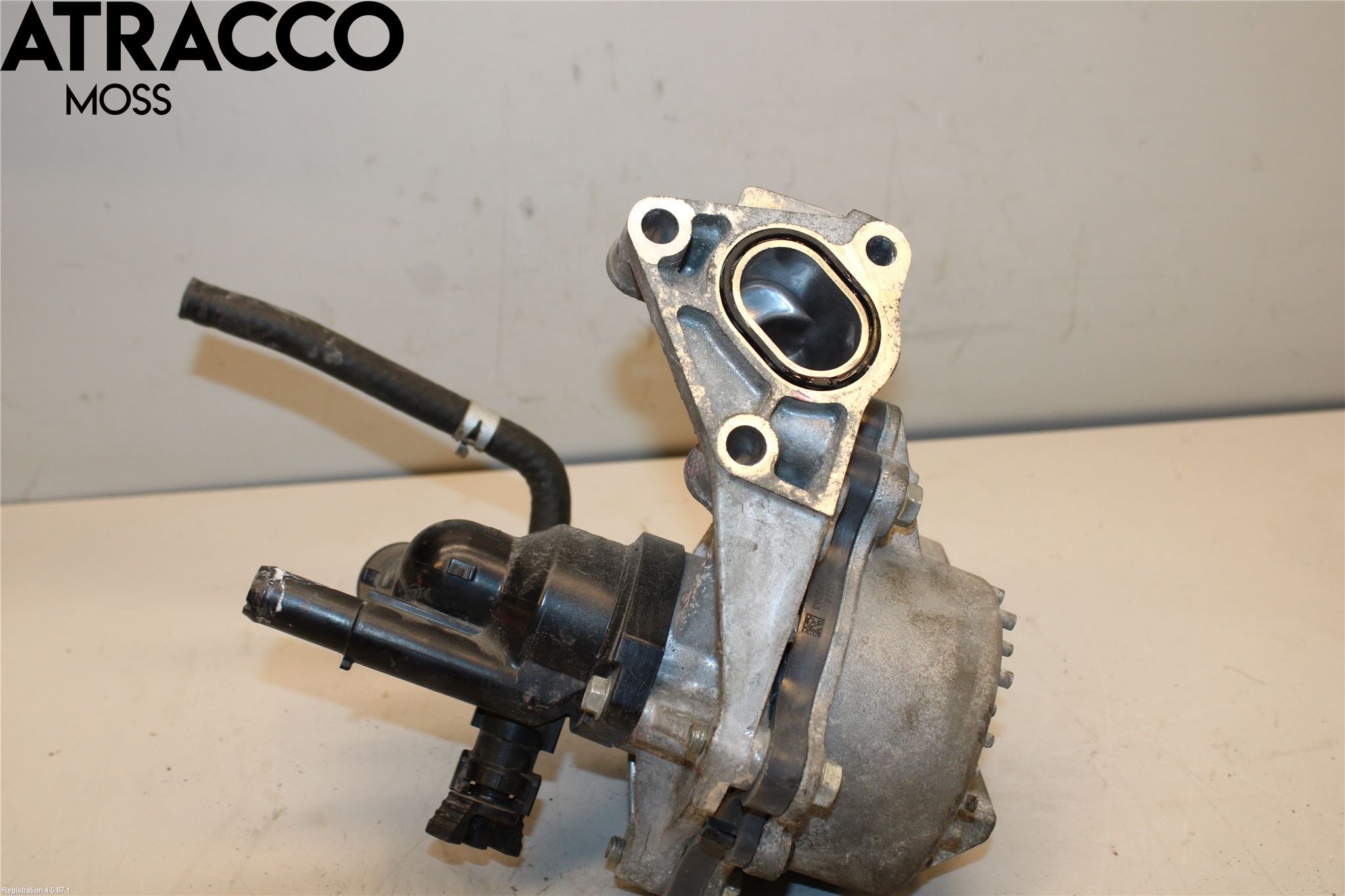 Toyota YARIS XP130 15-20 Vattenpump