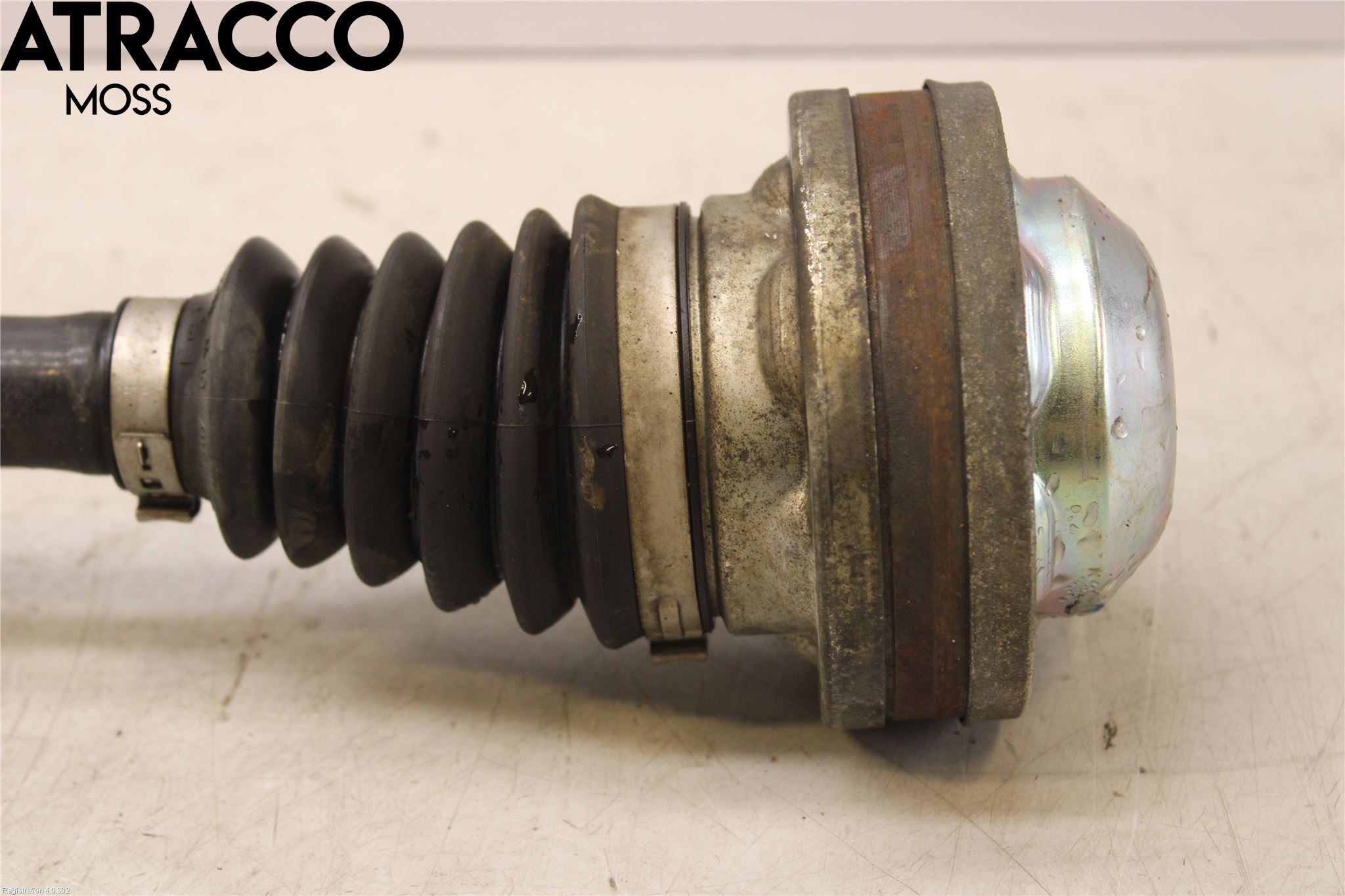 Volkswagen VW GOLF VI 09-13 Drivaxel Fram Vänster