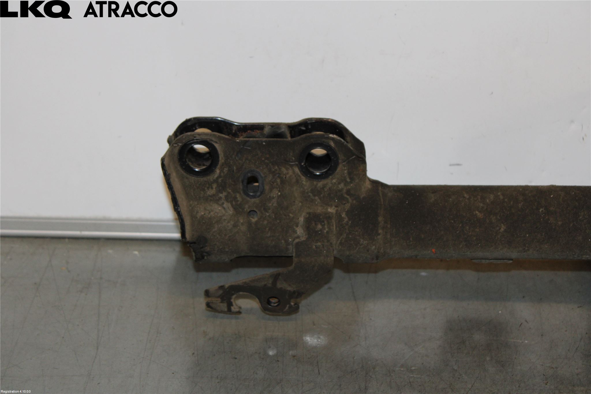 Toyota bZ4X EA10 22- Fjäderben Fram Vänster
