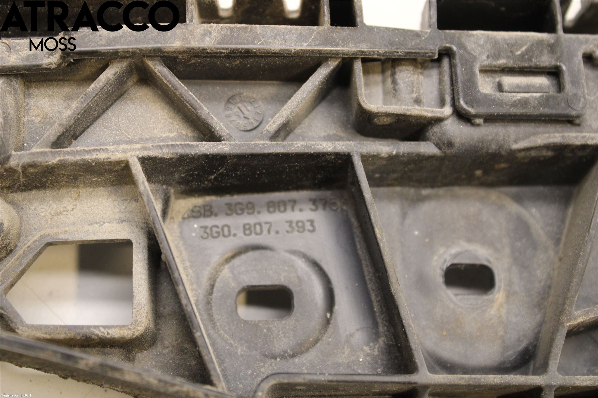 Volkswagen VW PASSAT 15-19 Stötfångarbärjärn Bak