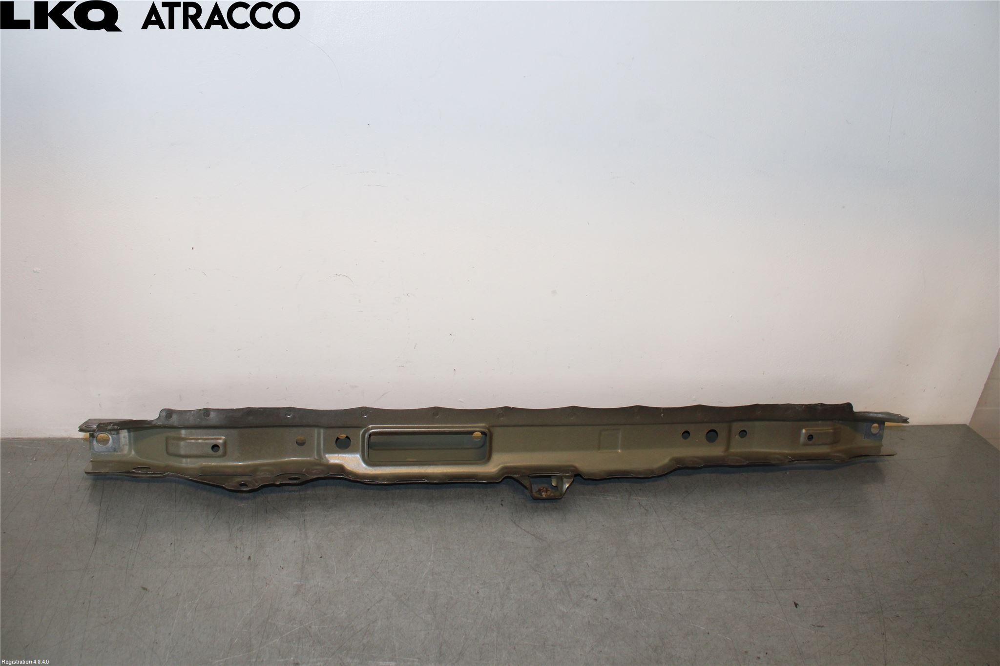 Toyota RAV4 13-18 Front Huvlåsplåt-Balk