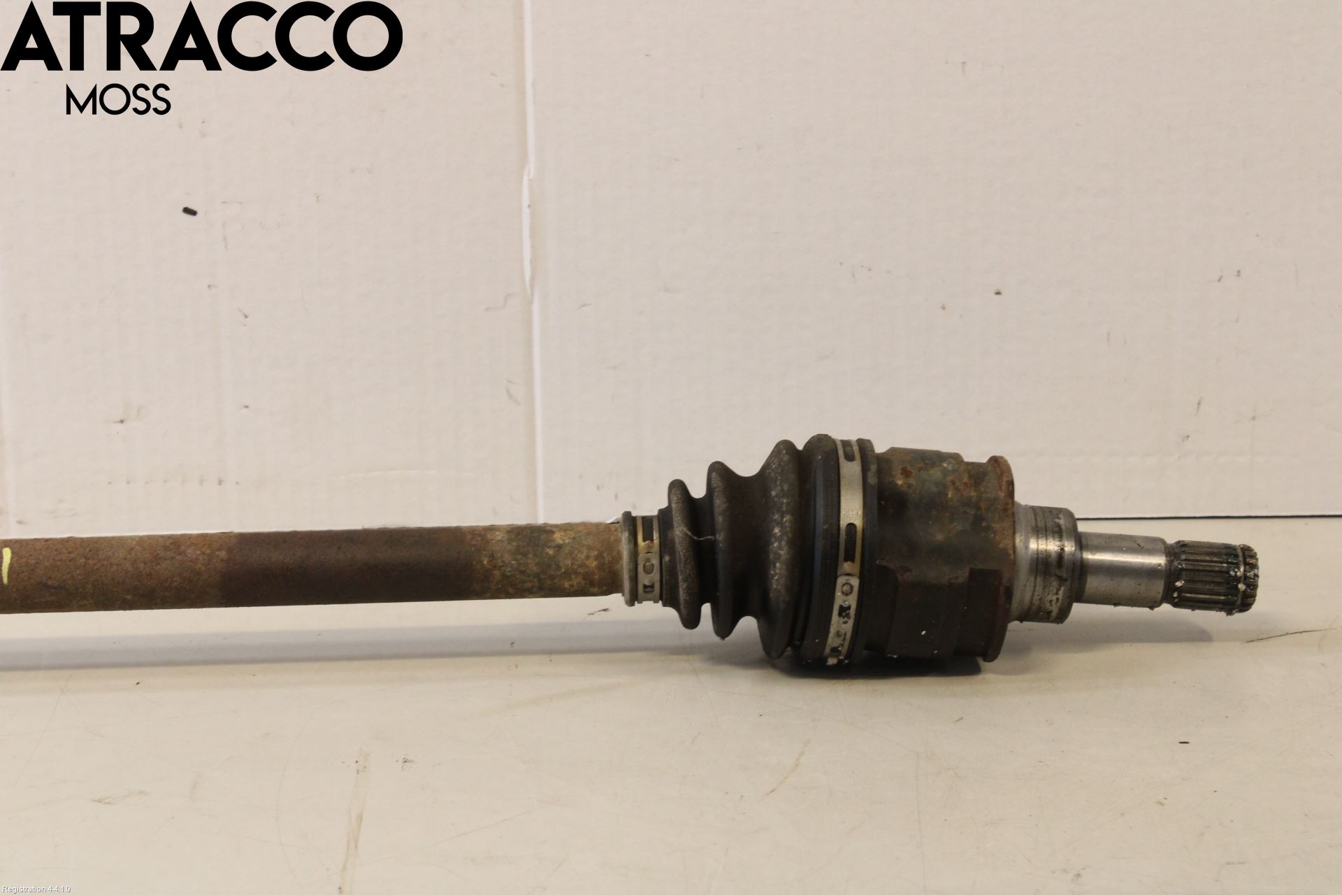 Toyota RAV4 13-18 Drivaxel Bak Vänster