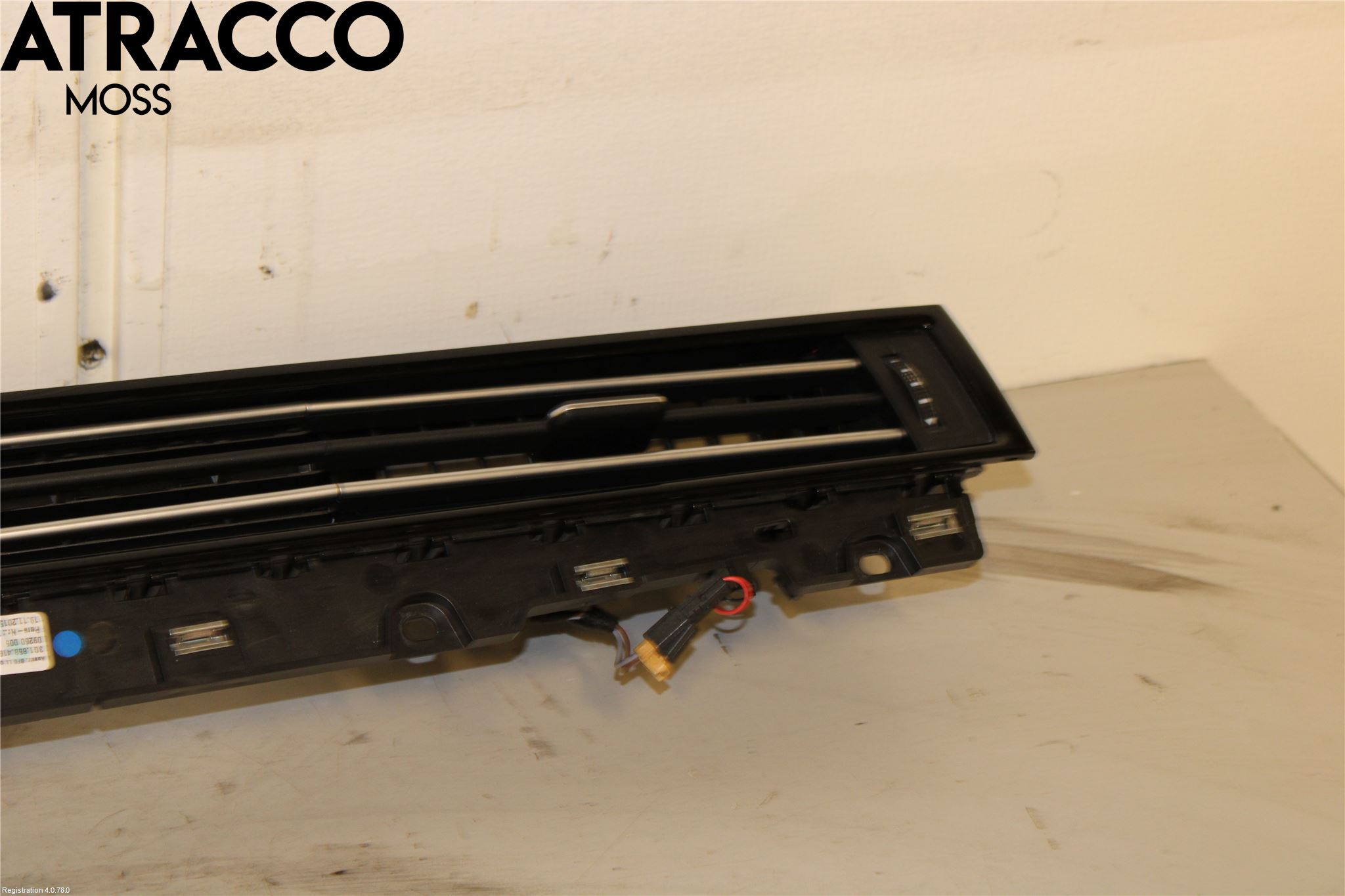 Volkswagen VW PASSAT 15-19 Instrumentbräda