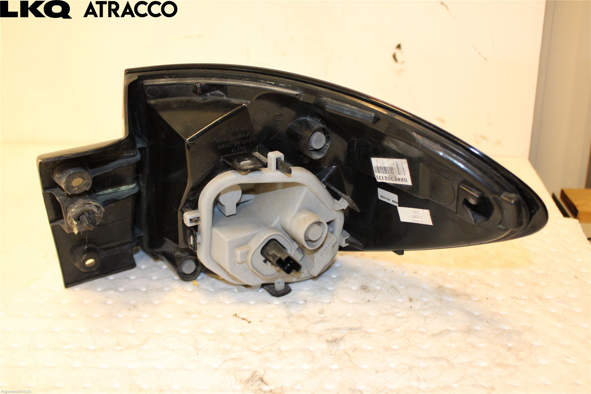 Renault CAPTUR 13-19 Bakljus Vänster