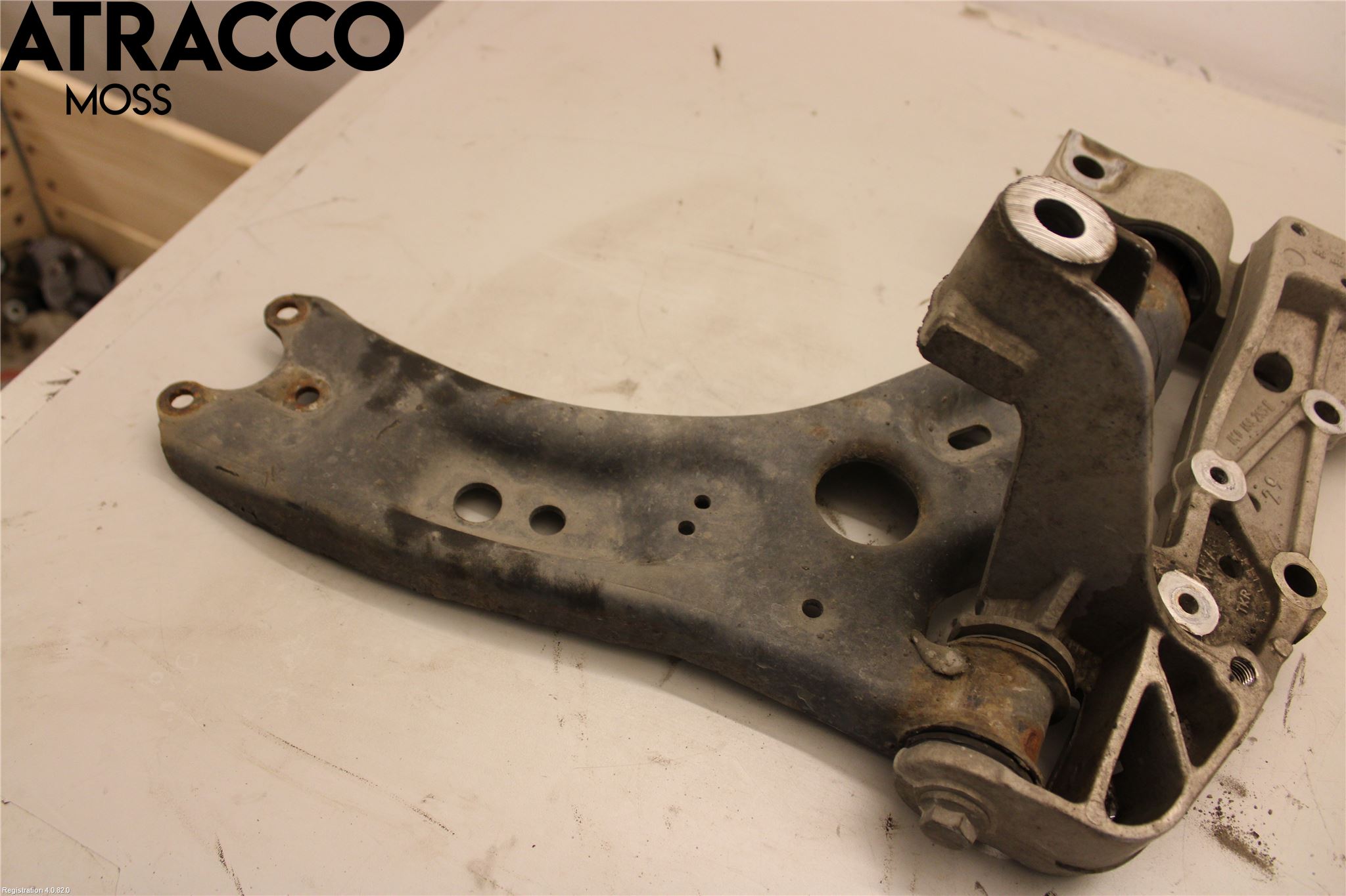 Volkswagen VW GOLF PLUS/CROSS GOLF 04-14 Bärarm Fram Undre Hö