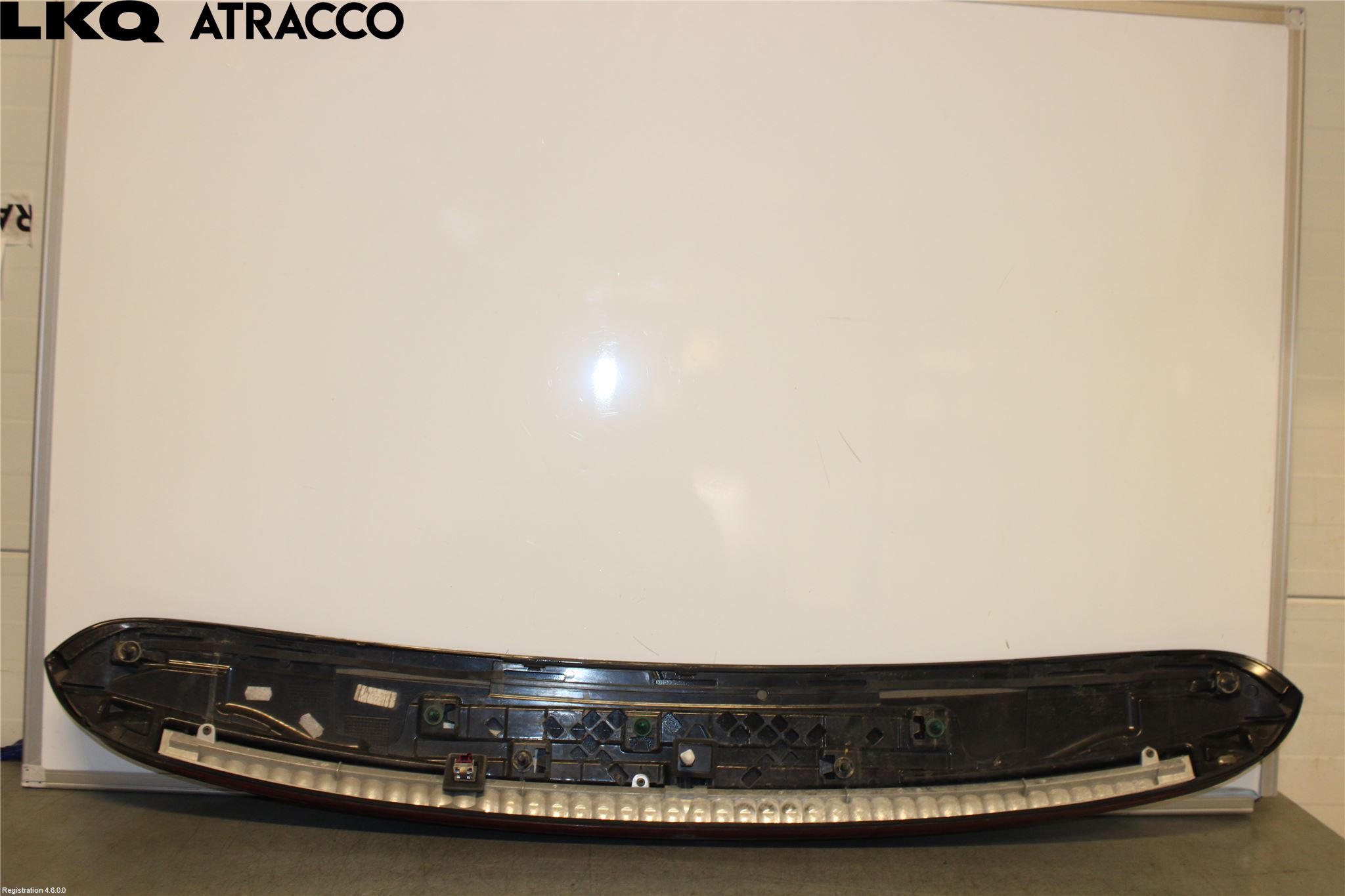 Mercedes-Benz MB E-KLASS (W212) 09-16 Spoiler Baklucka