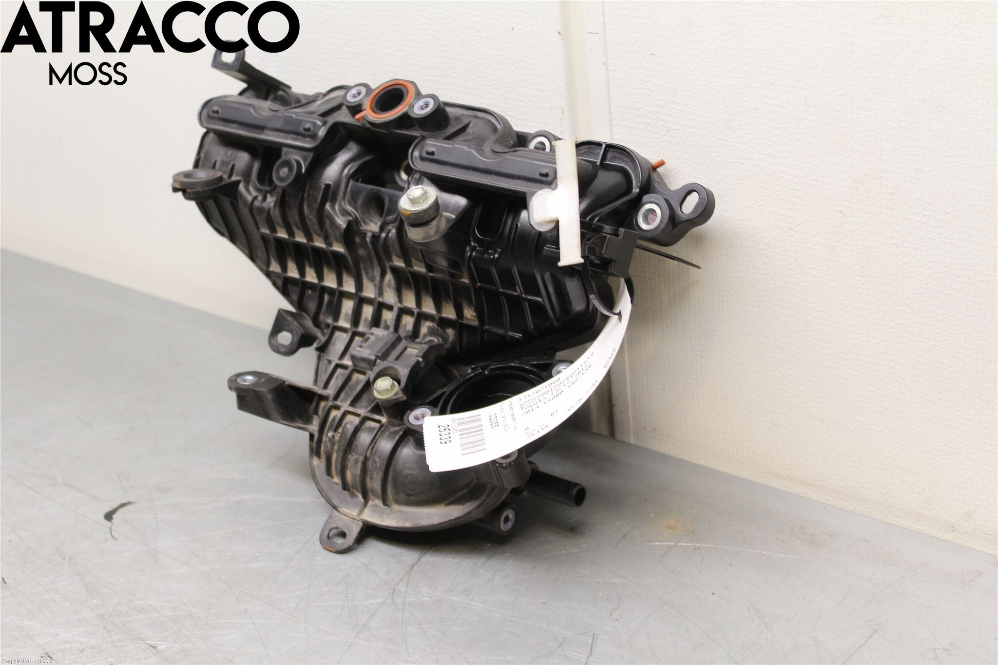 Toyota YARIS XP130 12-14 Grenrör Insug