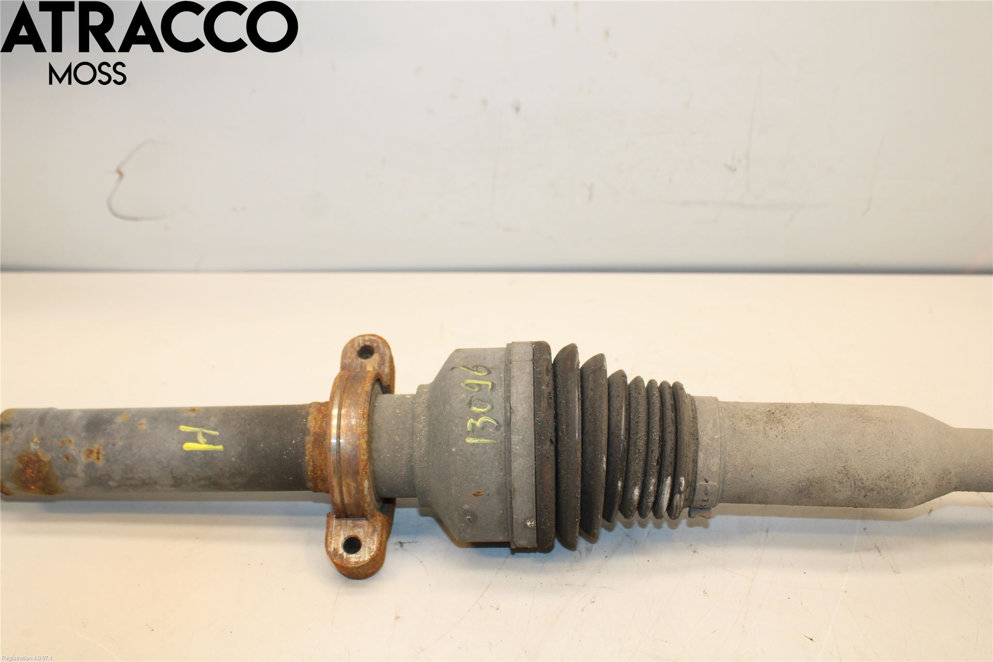 Volvo XC90 07-14 Drivaxel Fram Höger