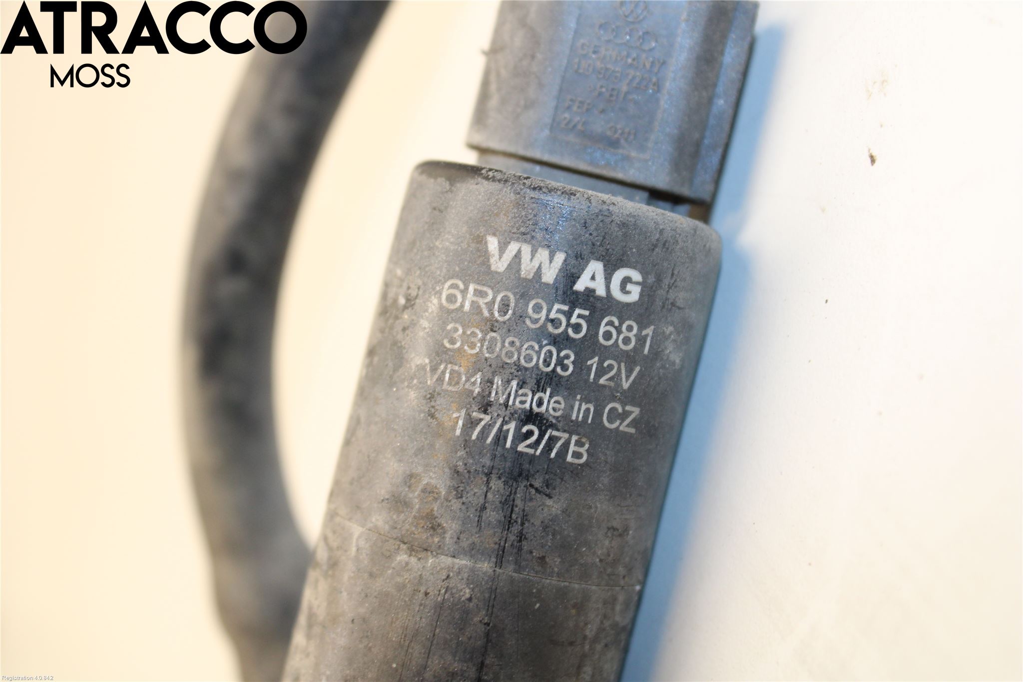 Volkswagen VW PASSAT 11-14 Spolarpump Vindruta