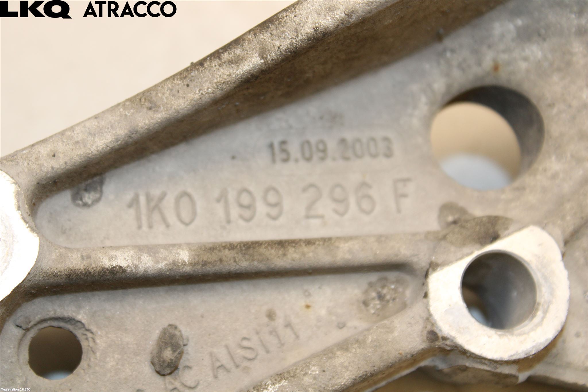 Volkswagen VW TOURAN 03-10 Framvagn Övrigt