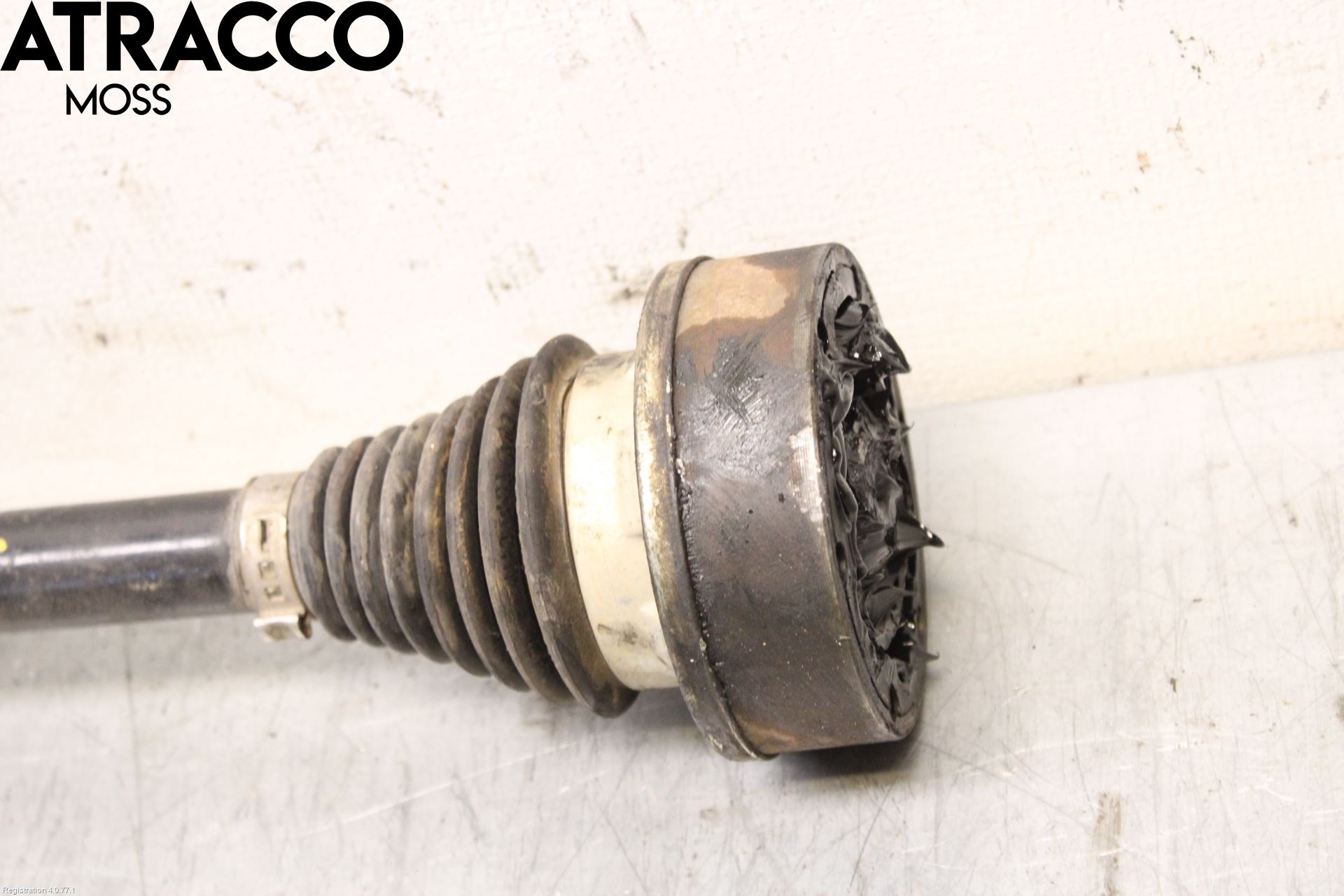 Skoda RAPID Drivaxel Fram Vänster