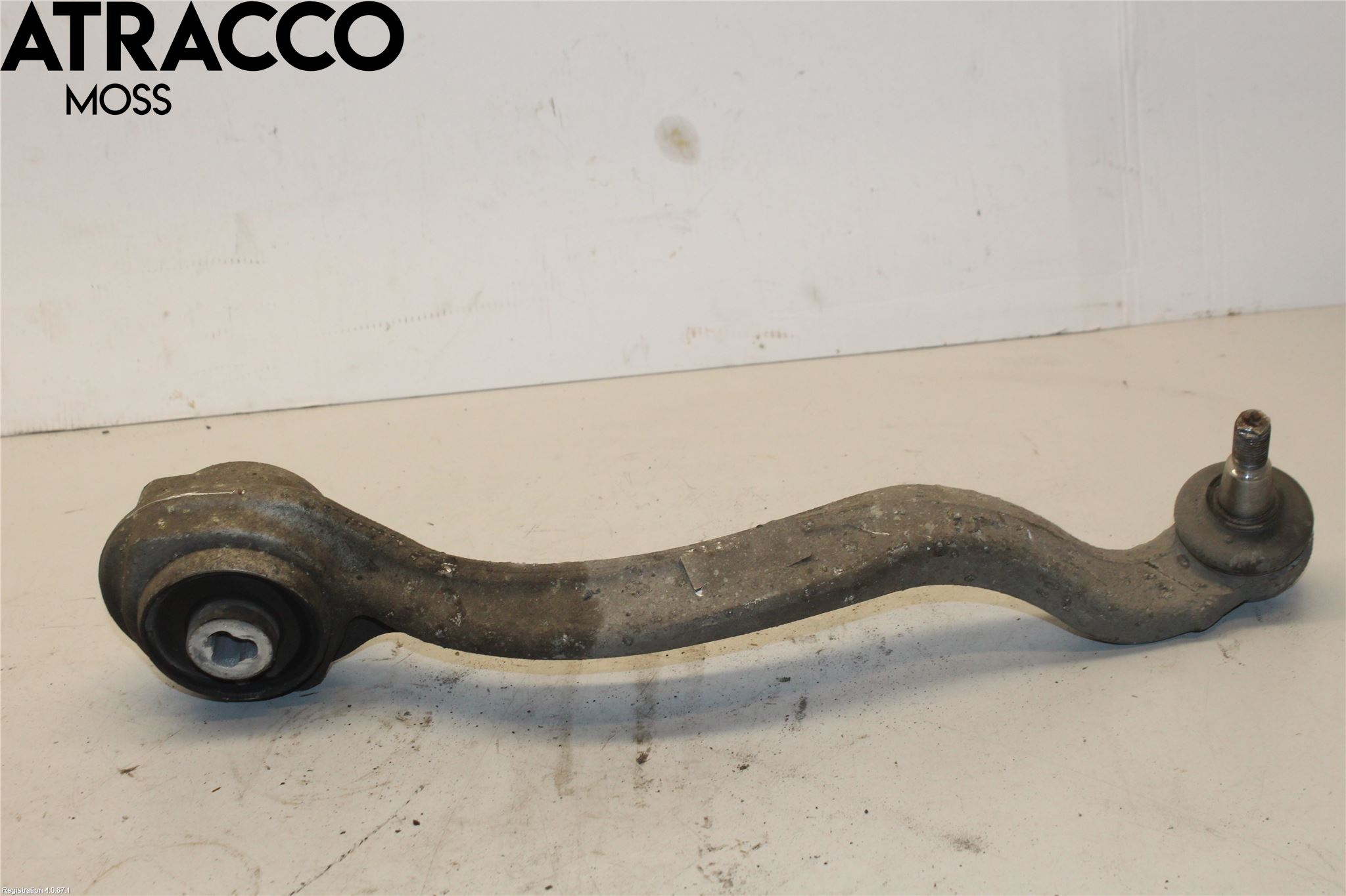 Mercedes-Benz MB E-KLASS (W212) 09-16 Bärarm Fram Undre Hö
