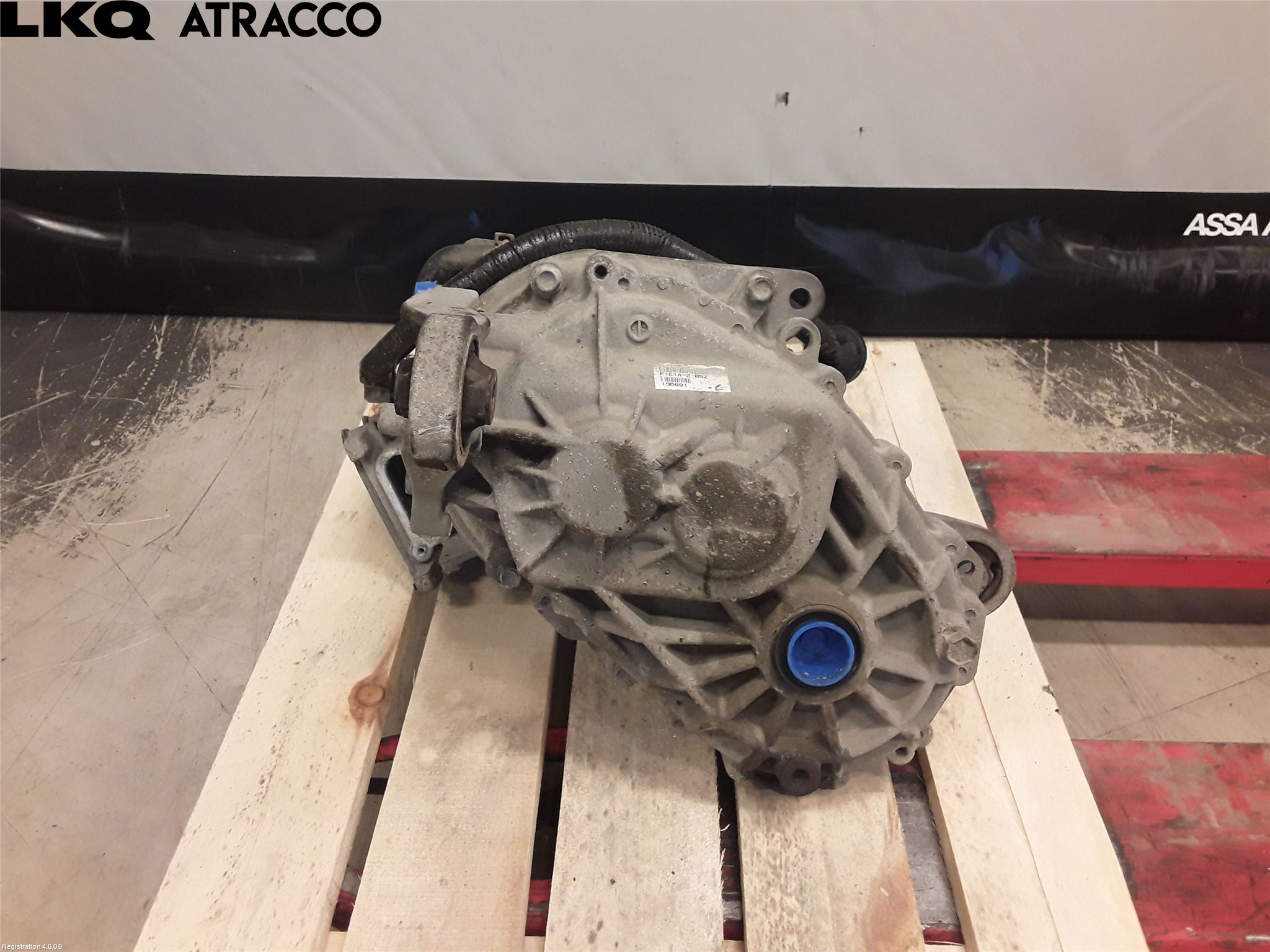 Mitsubishi OUTLANDER 13-21 Motor Elektisk Fram