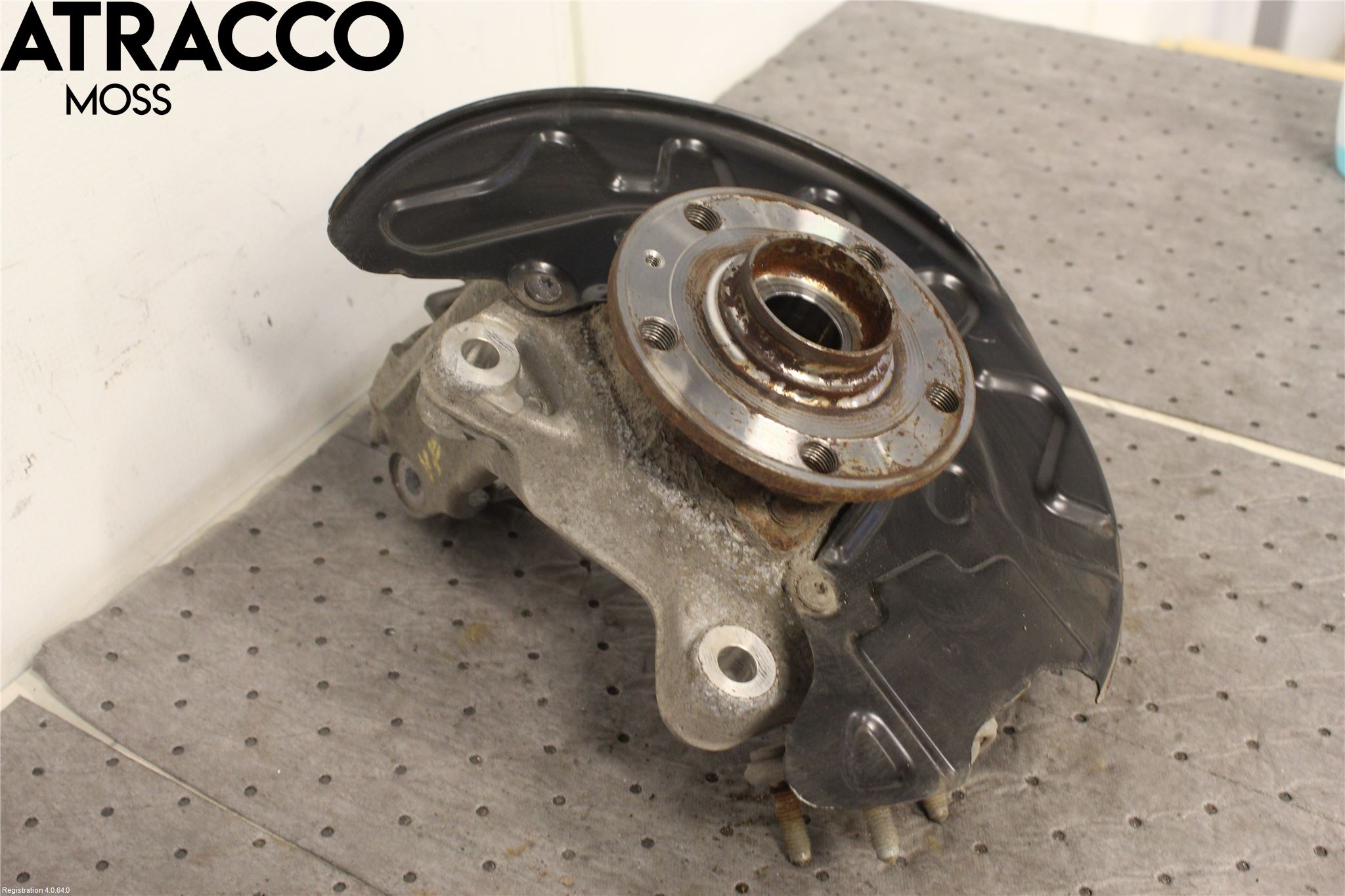 Audi A3/S3 8V 13-20 Styrspindel Lagerhus Vä