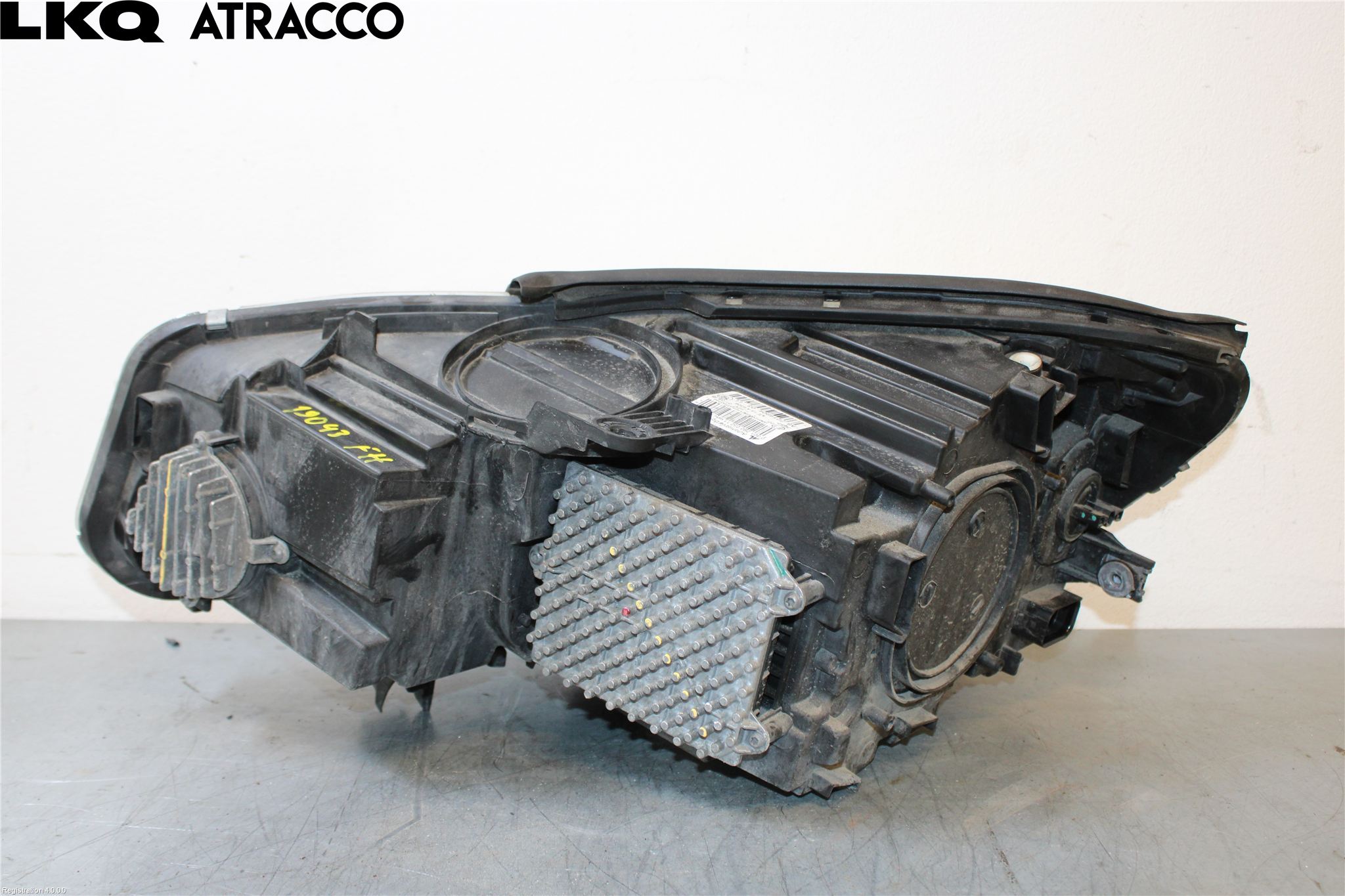 BMW 2 F45 Active Tourer 14-21 Strålkastare Höger